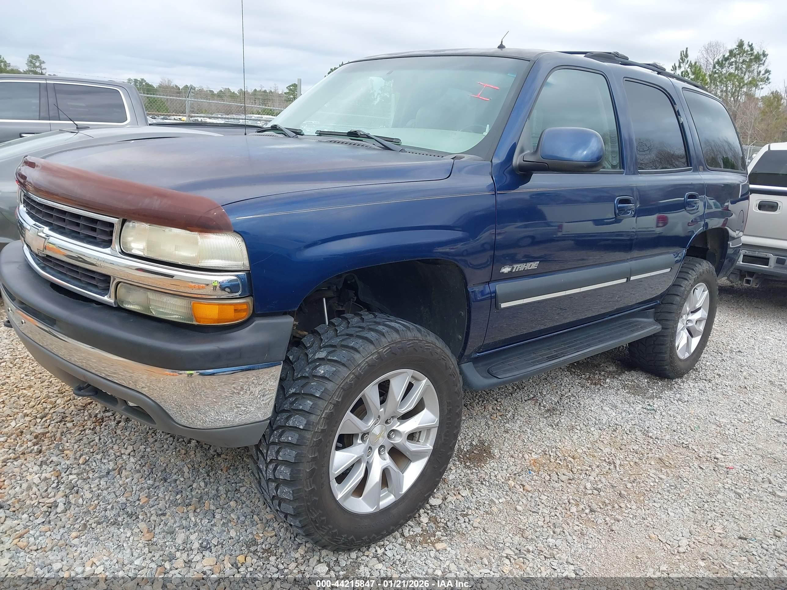 CHEVROLET TAHOE image 2
