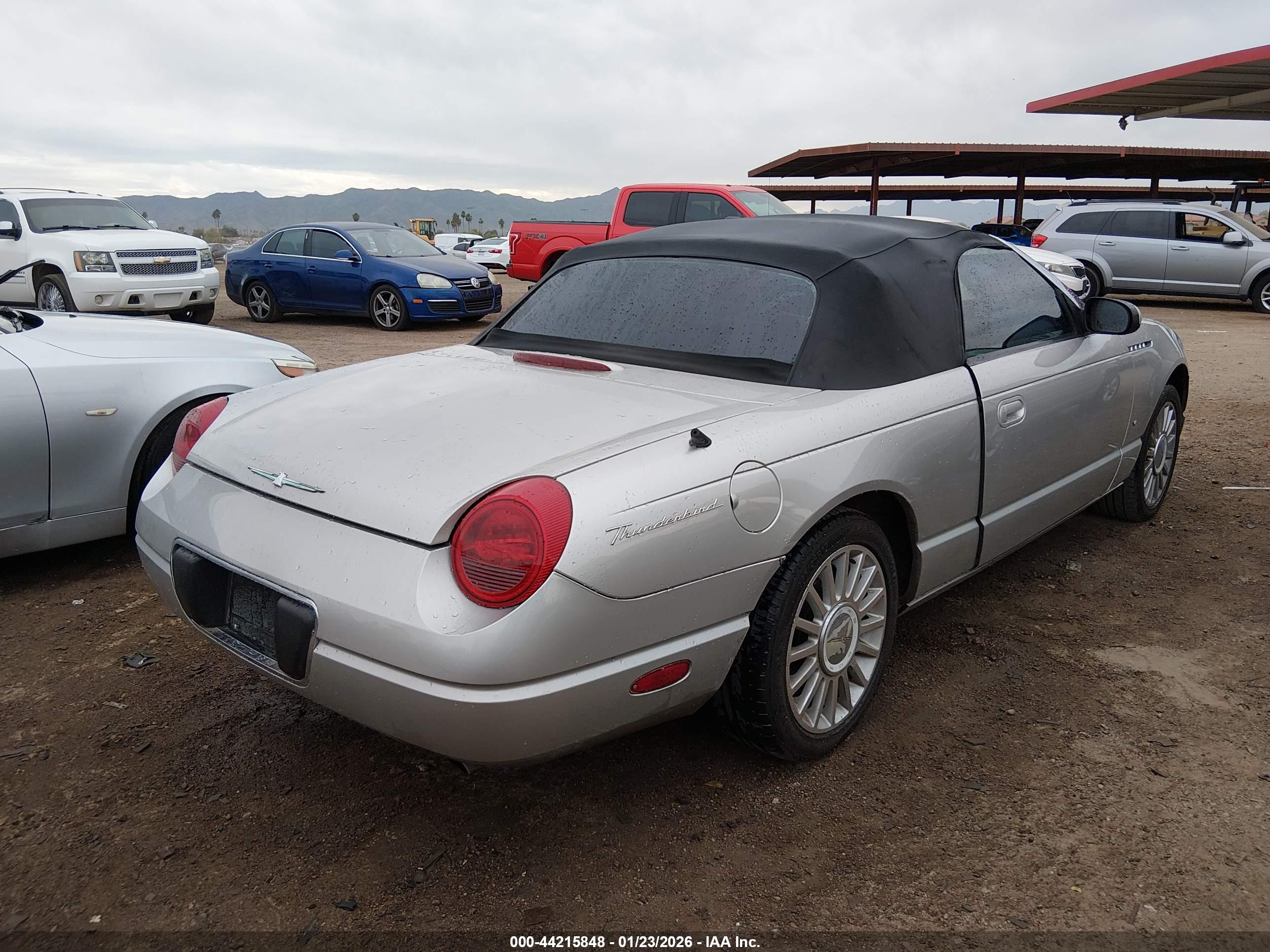 FORD THUNDERBIRD image 4