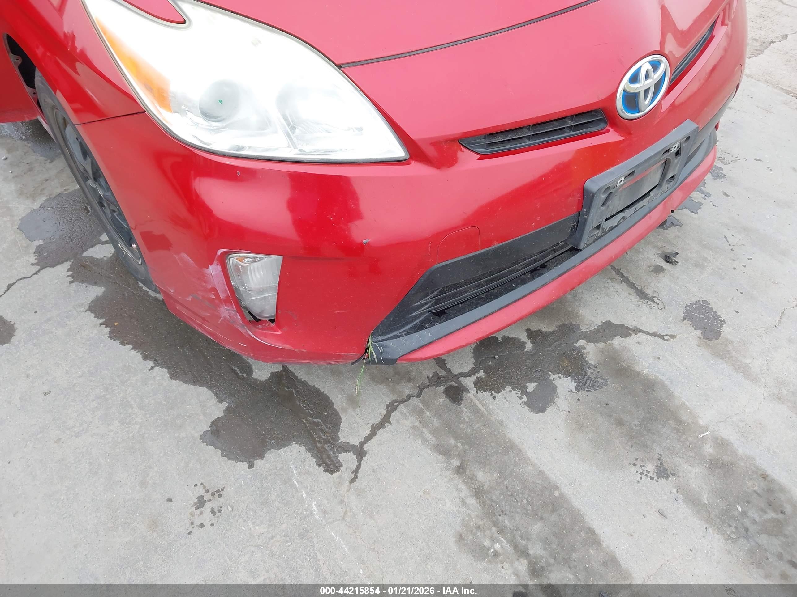 TOYOTA PRIUS image 6