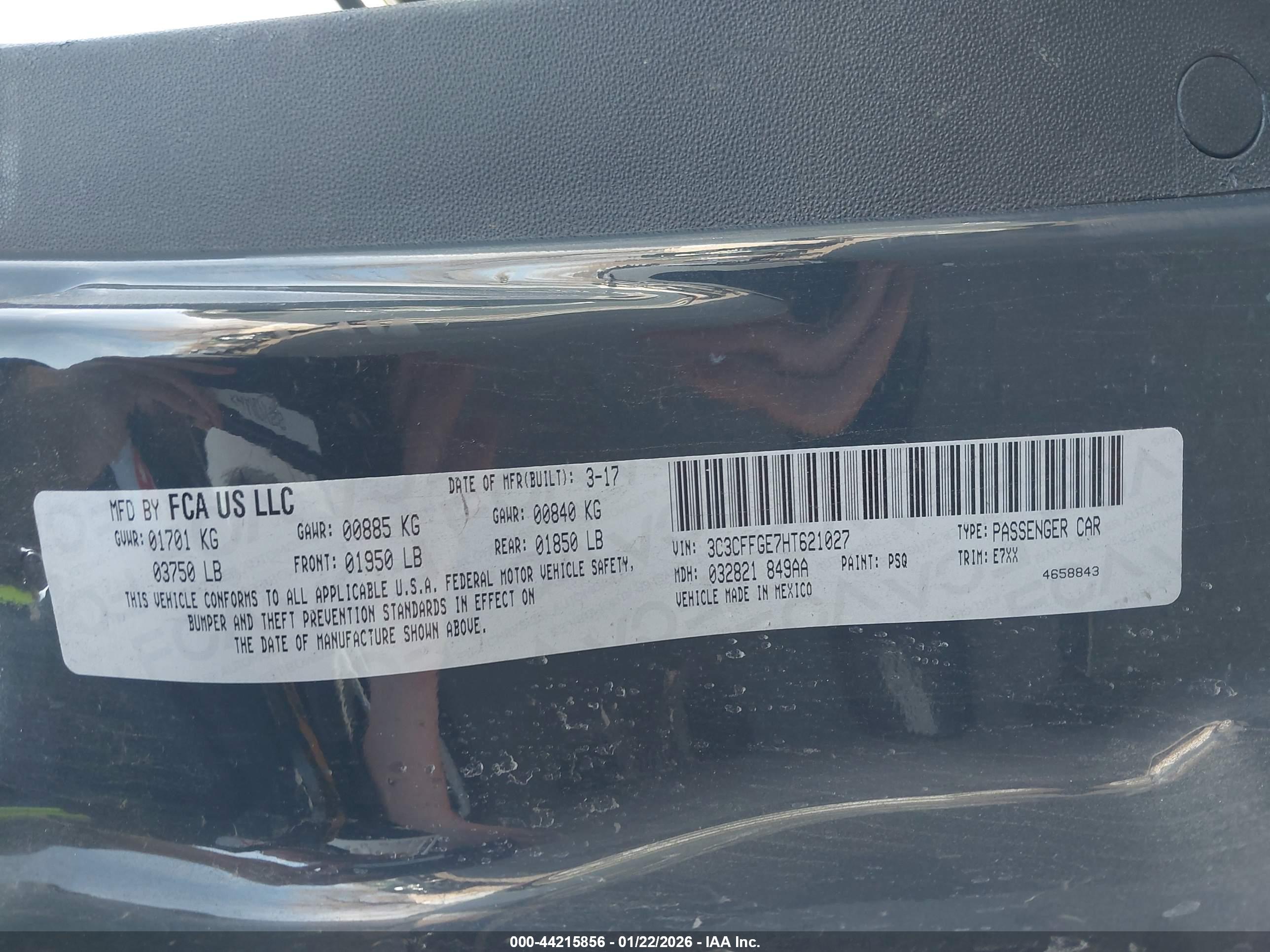 FIAT 500E image 9