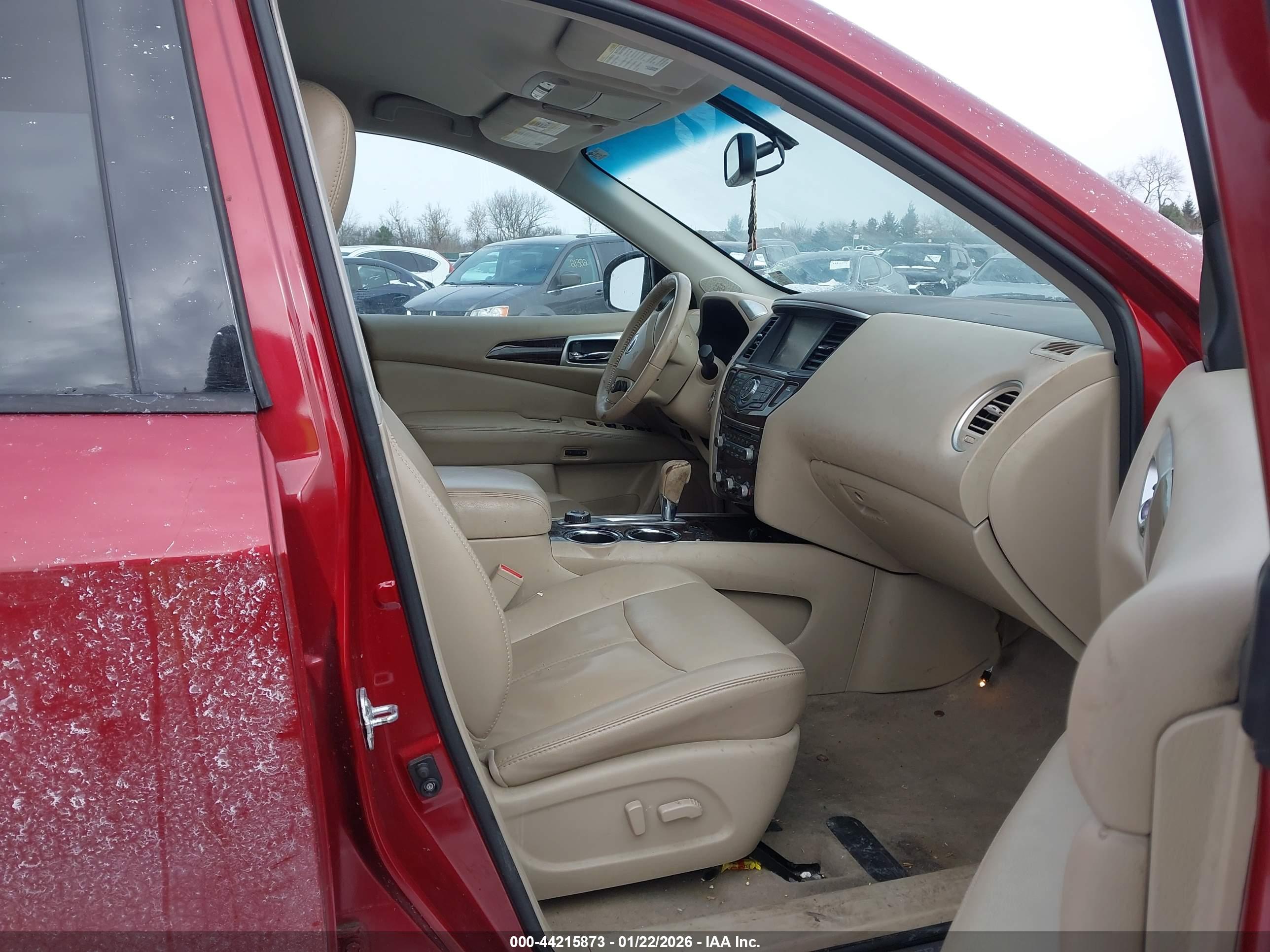 NISSAN PATHFINDER image 5