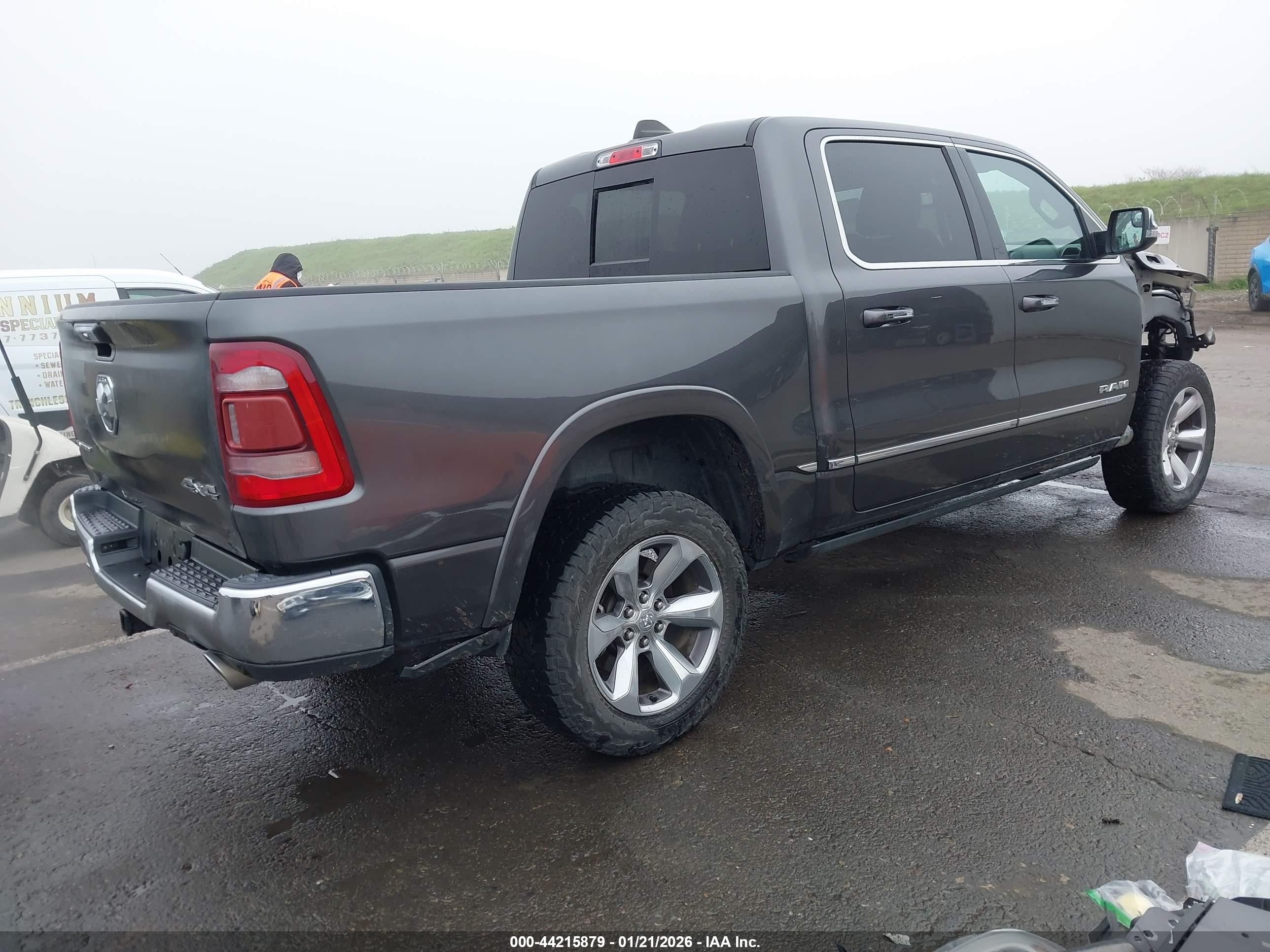 RAM 1500 image 4