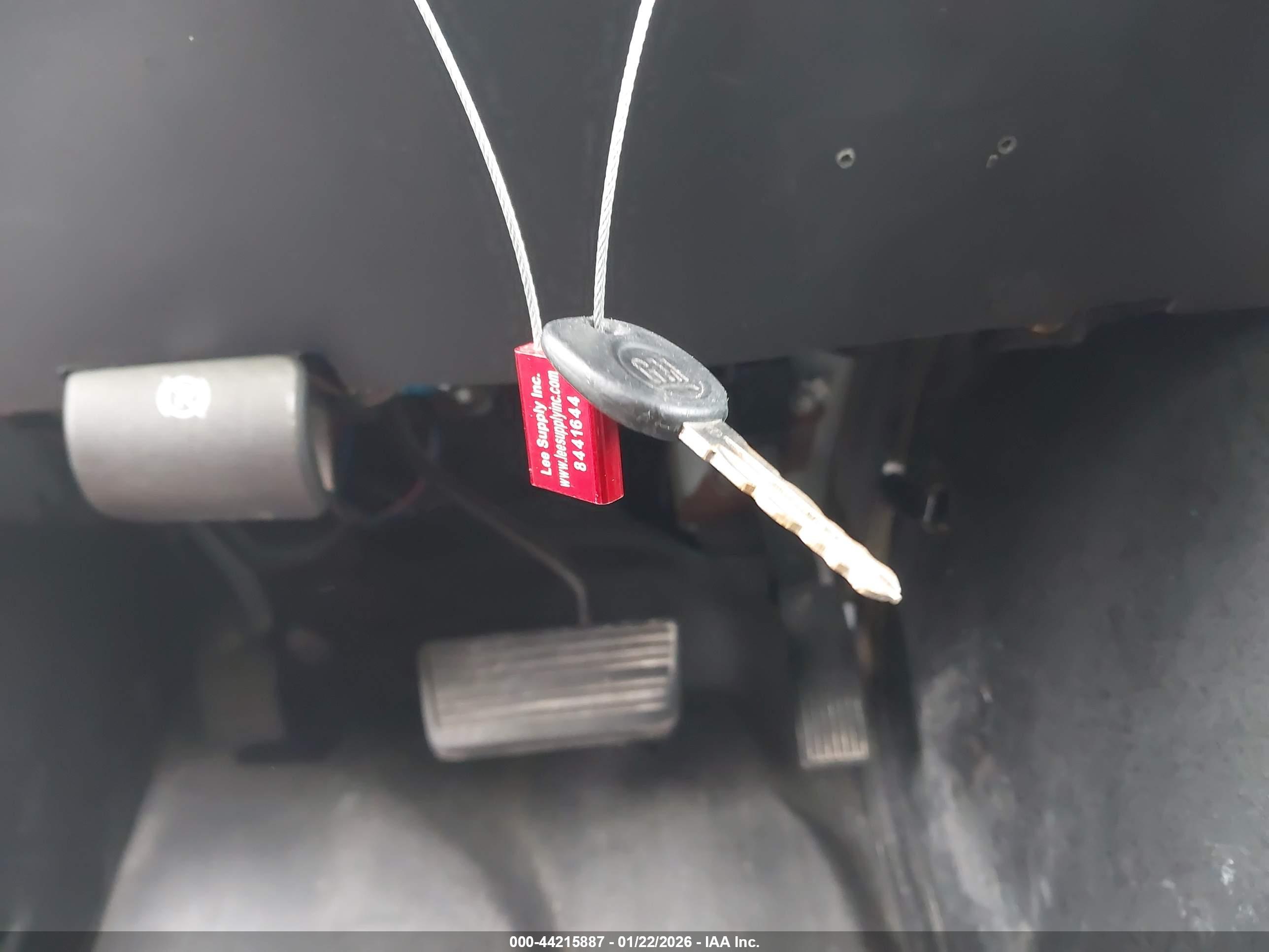 CHEVROLET EXPRESS image 11