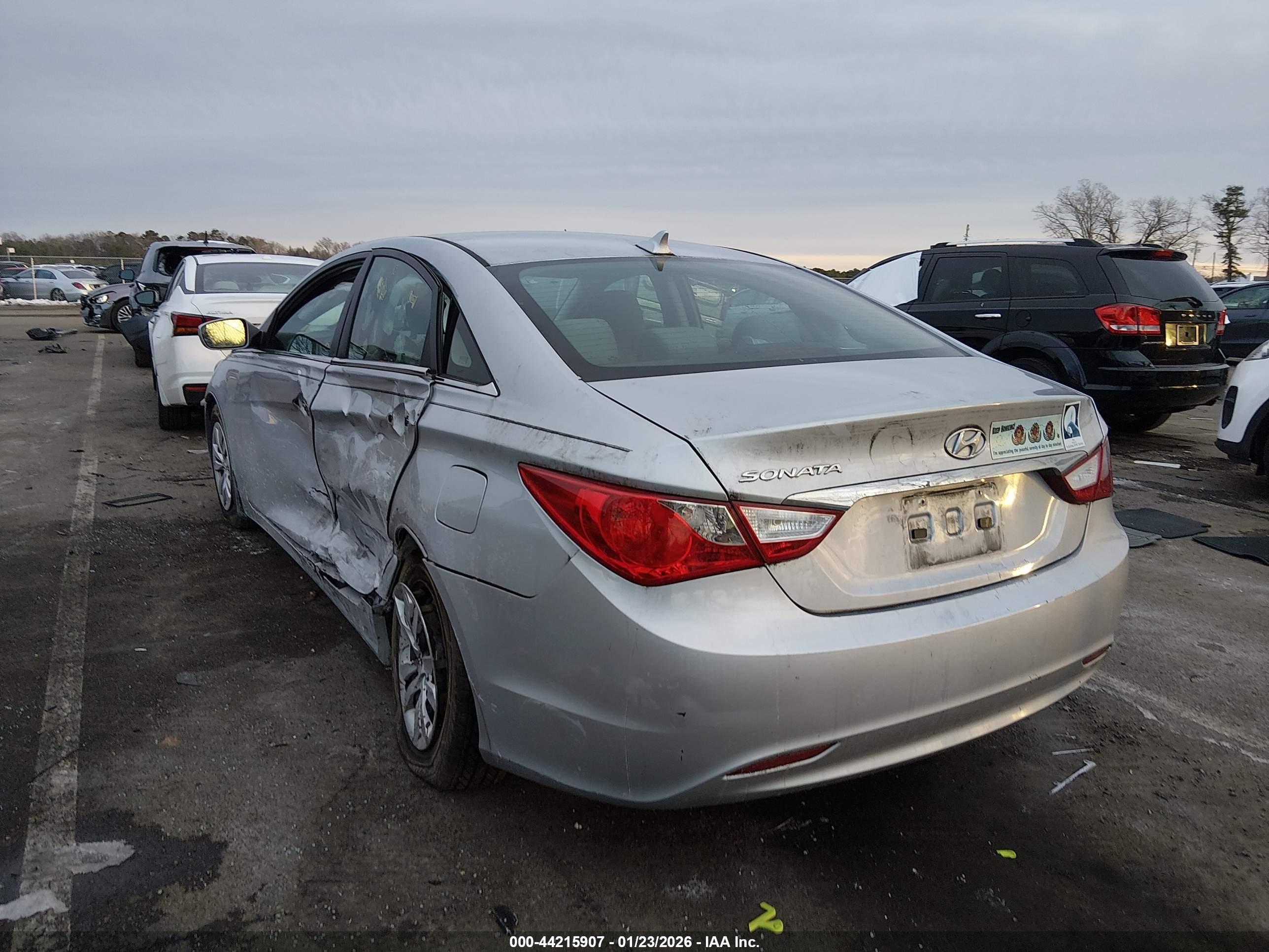 HYUNDAI SONATA image 3
