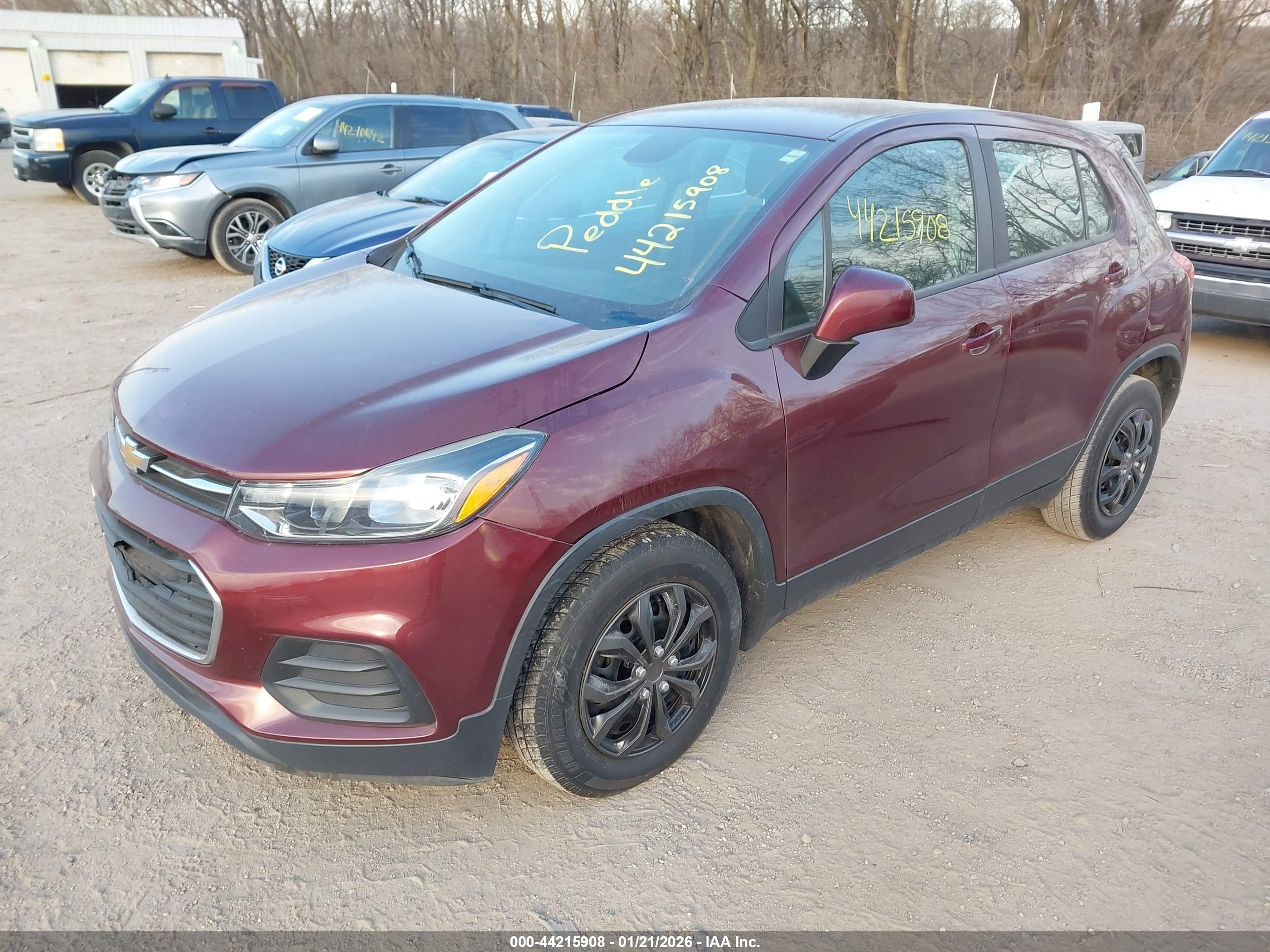 CHEVROLET TRAX image 2