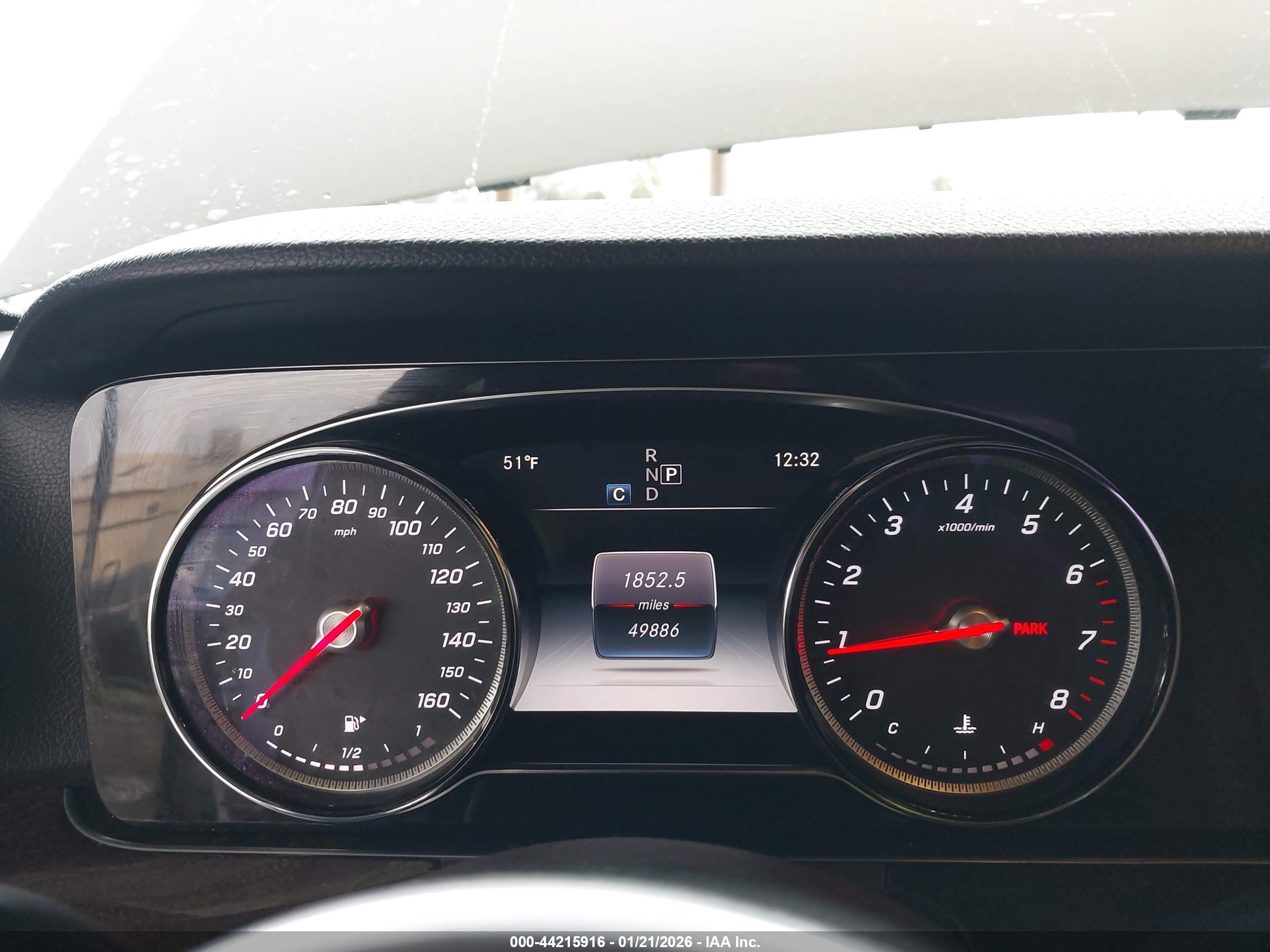 MERCEDES-BENZ E image 7
