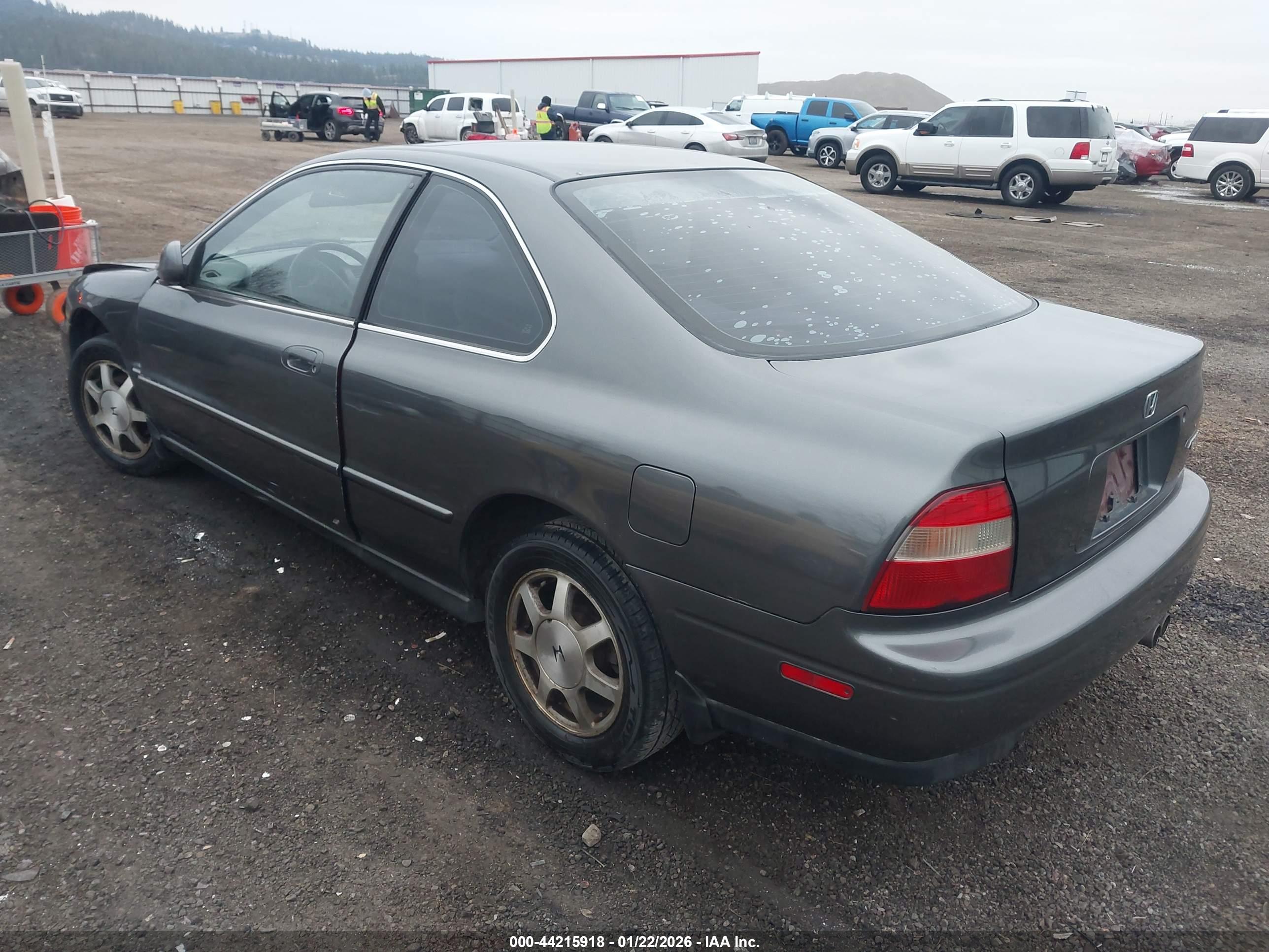 HONDA ACCORD image 3