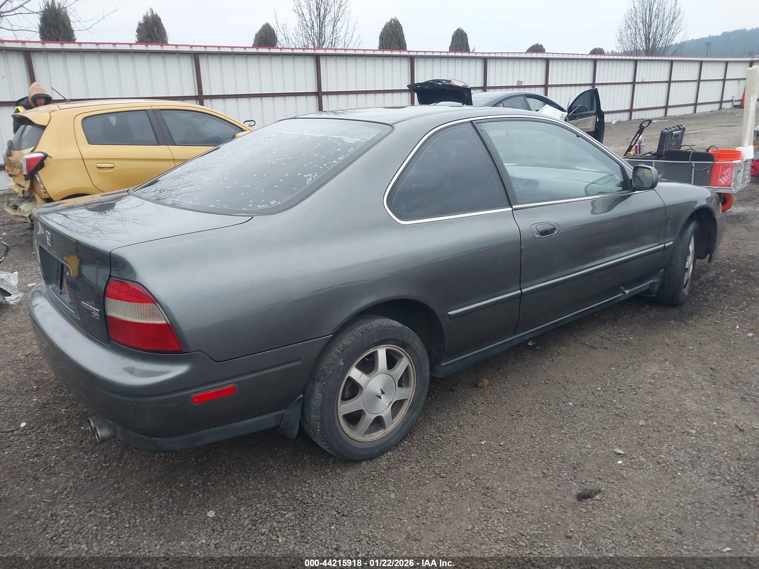 HONDA ACCORD image 4