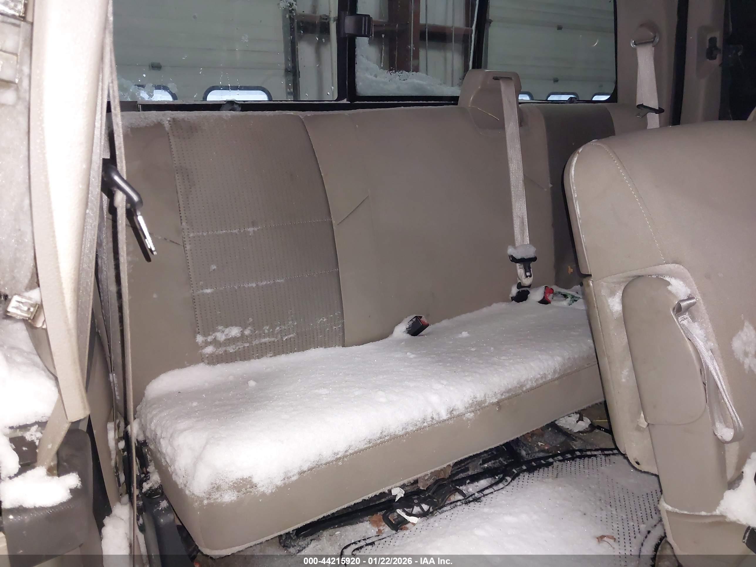 FORD F-250 image 8