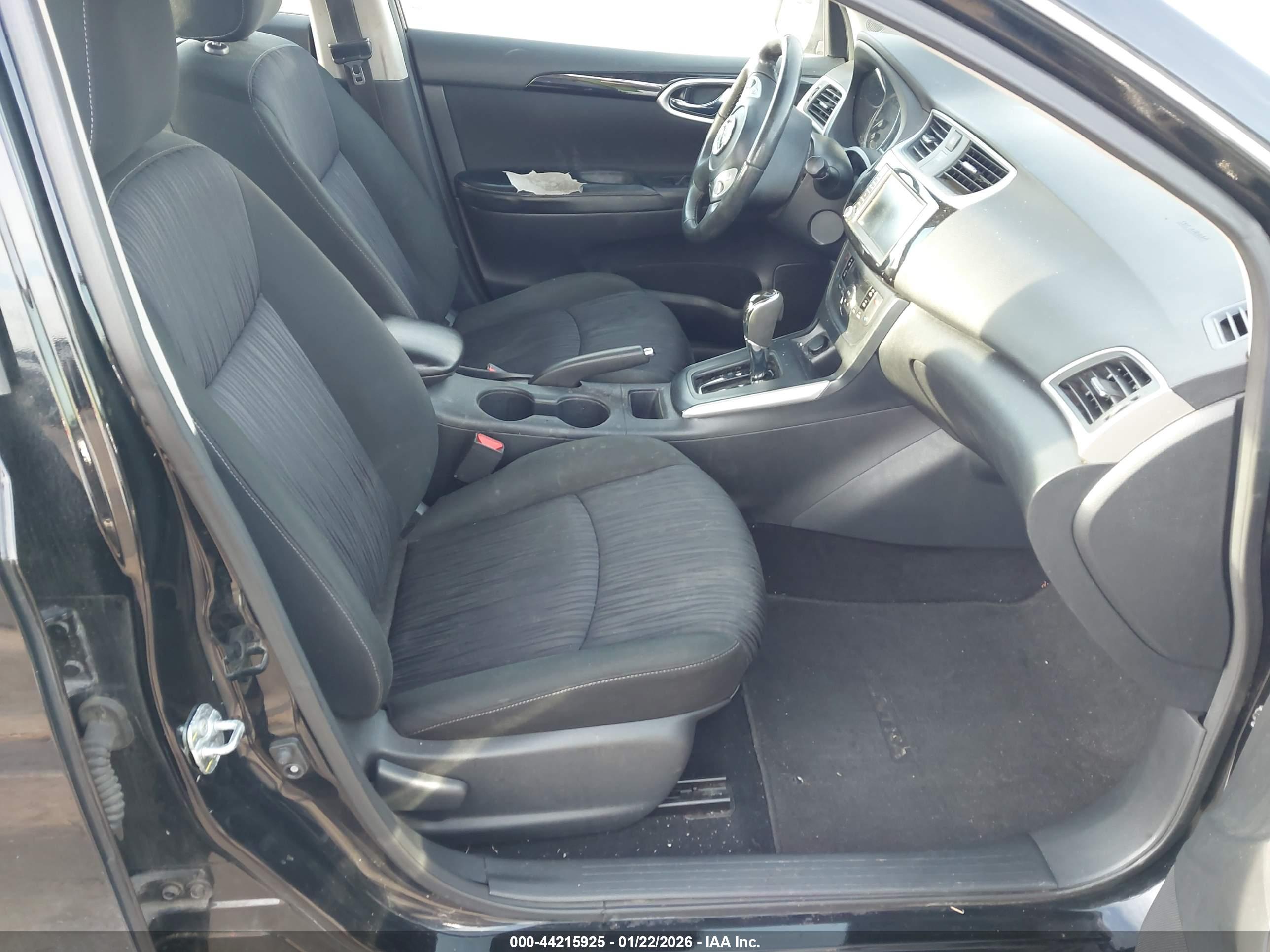 NISSAN SENTRA image 5