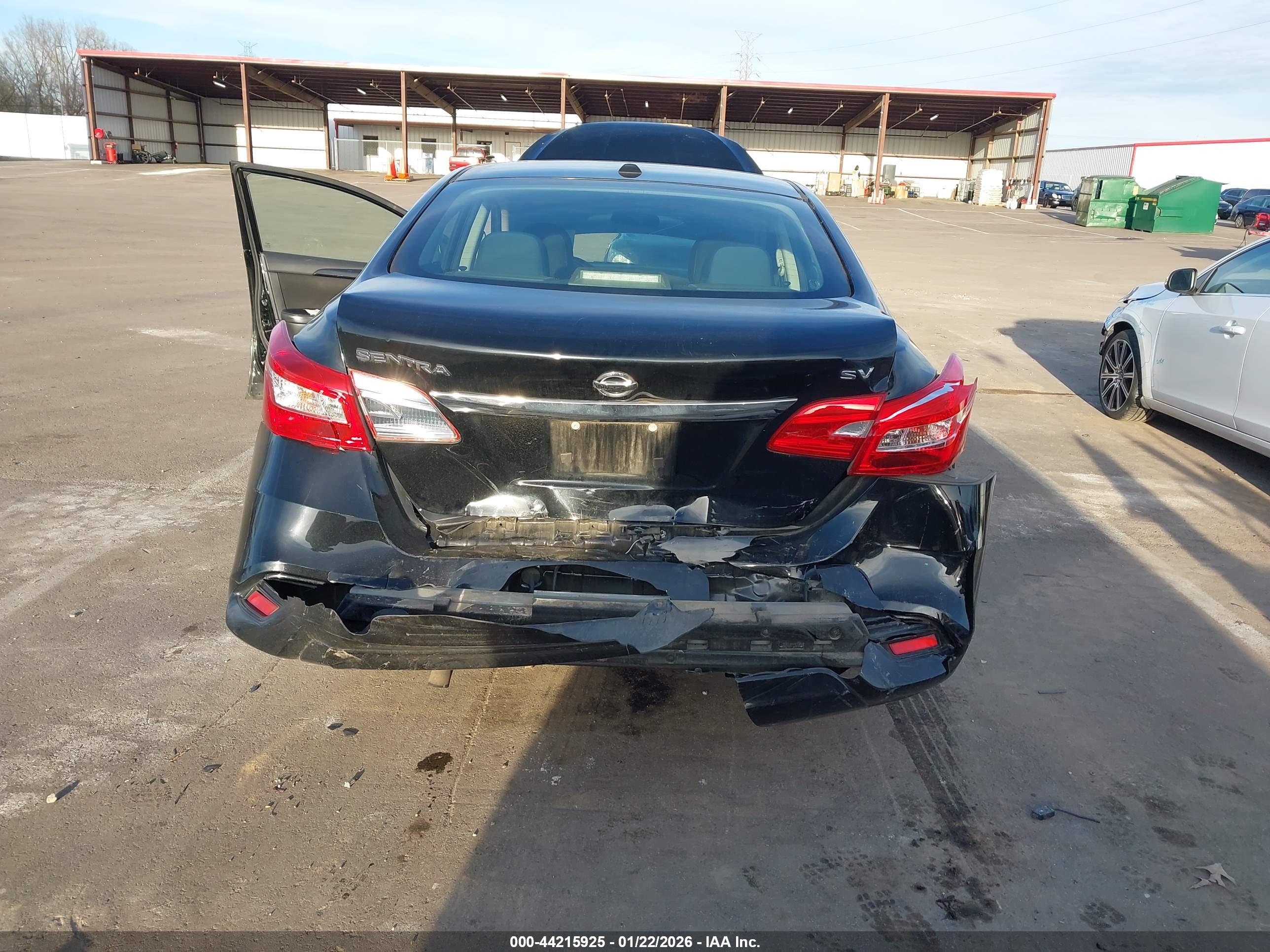 NISSAN SENTRA image 6