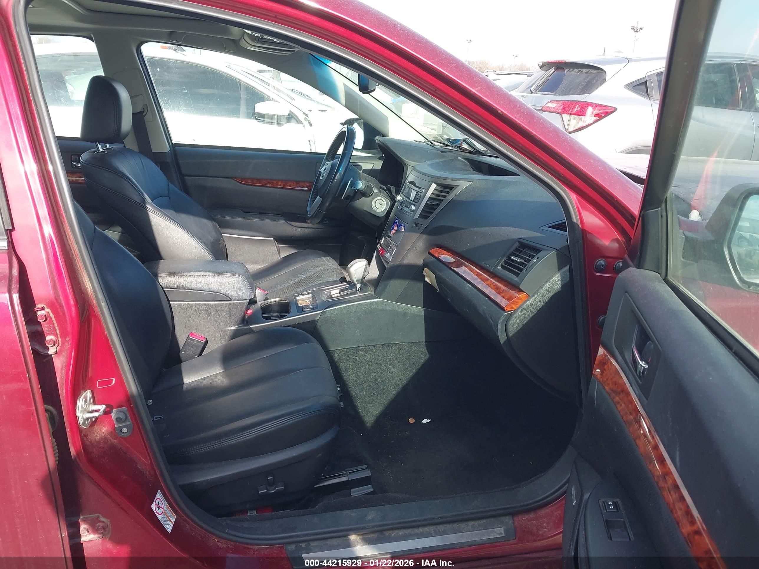 SUBARU LEGACY image 5