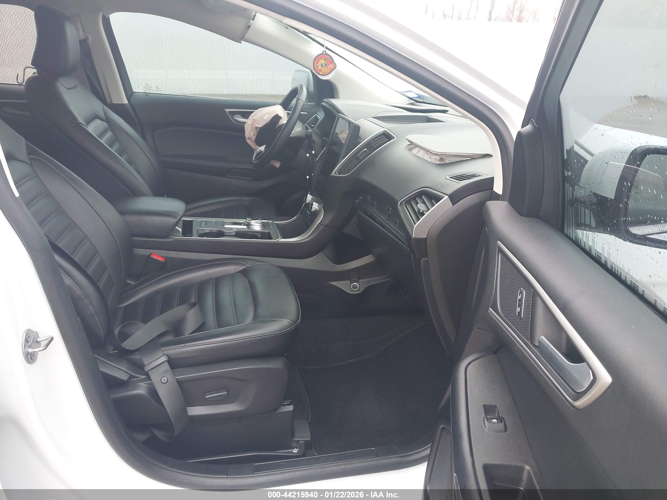 FORD EDGE image 5