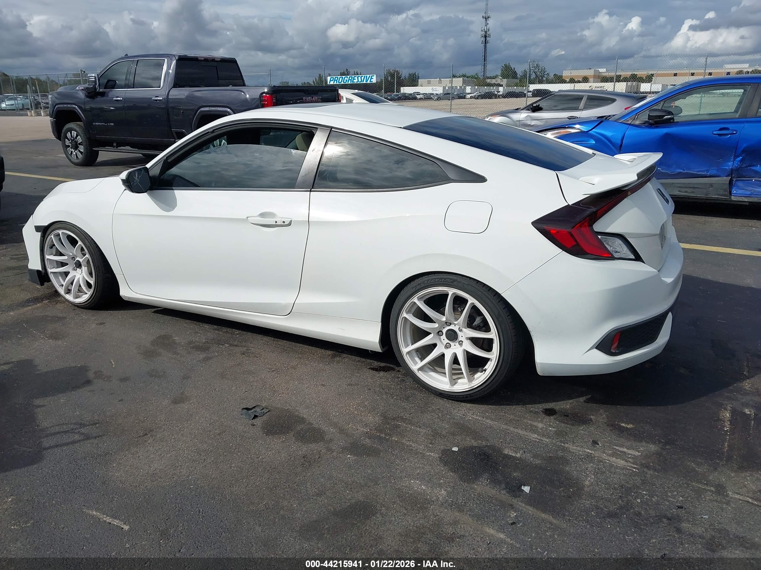 HONDA CIVIC image 3