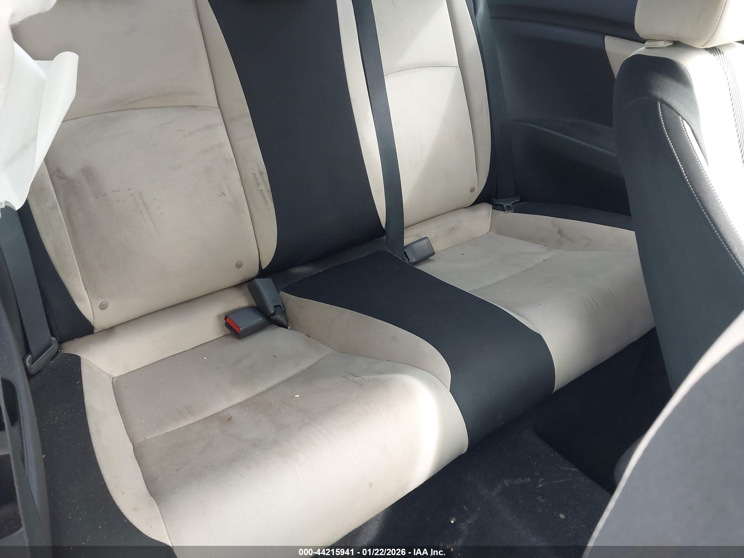 HONDA CIVIC image 8