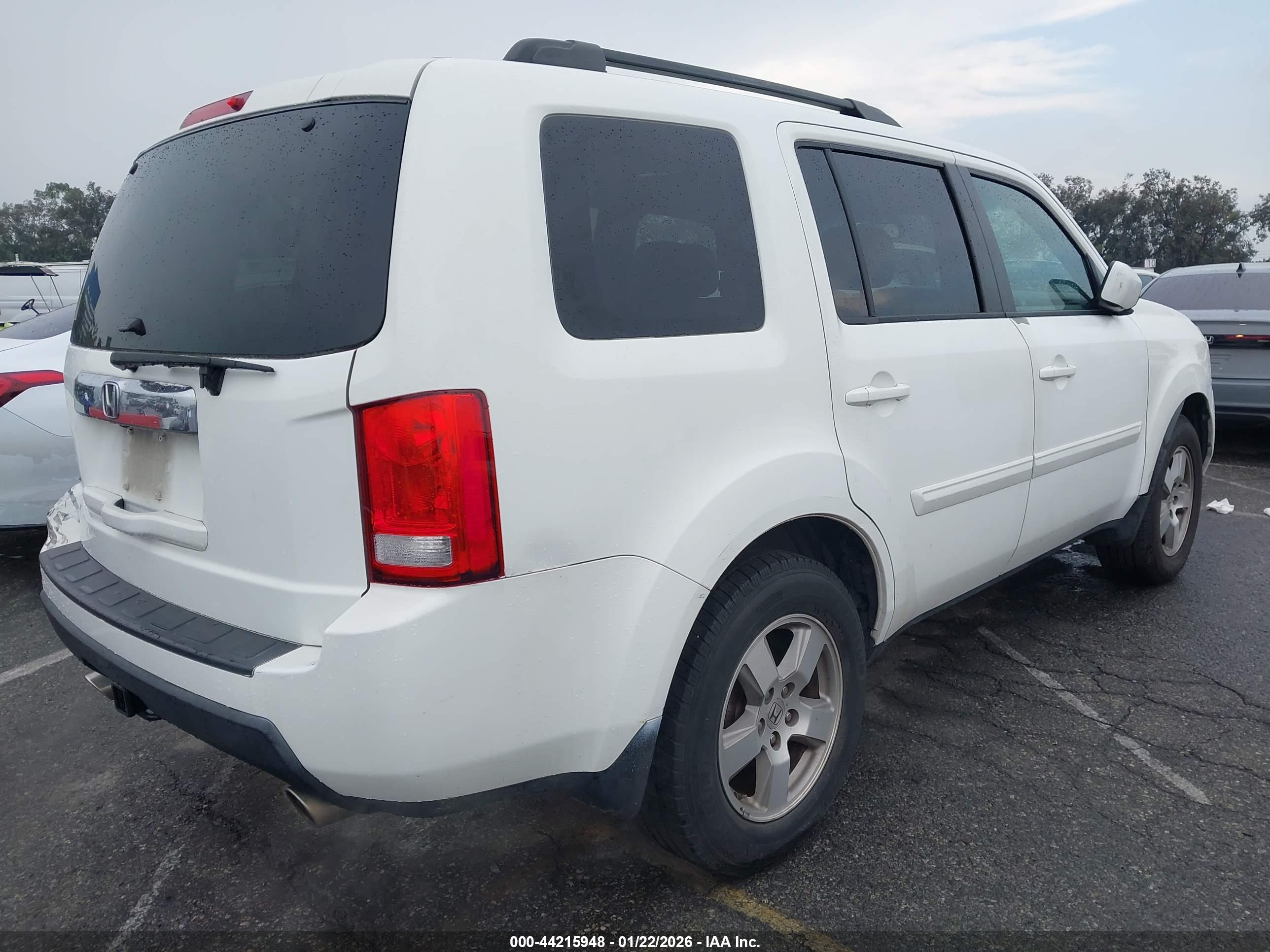 HONDA PILOT image 4