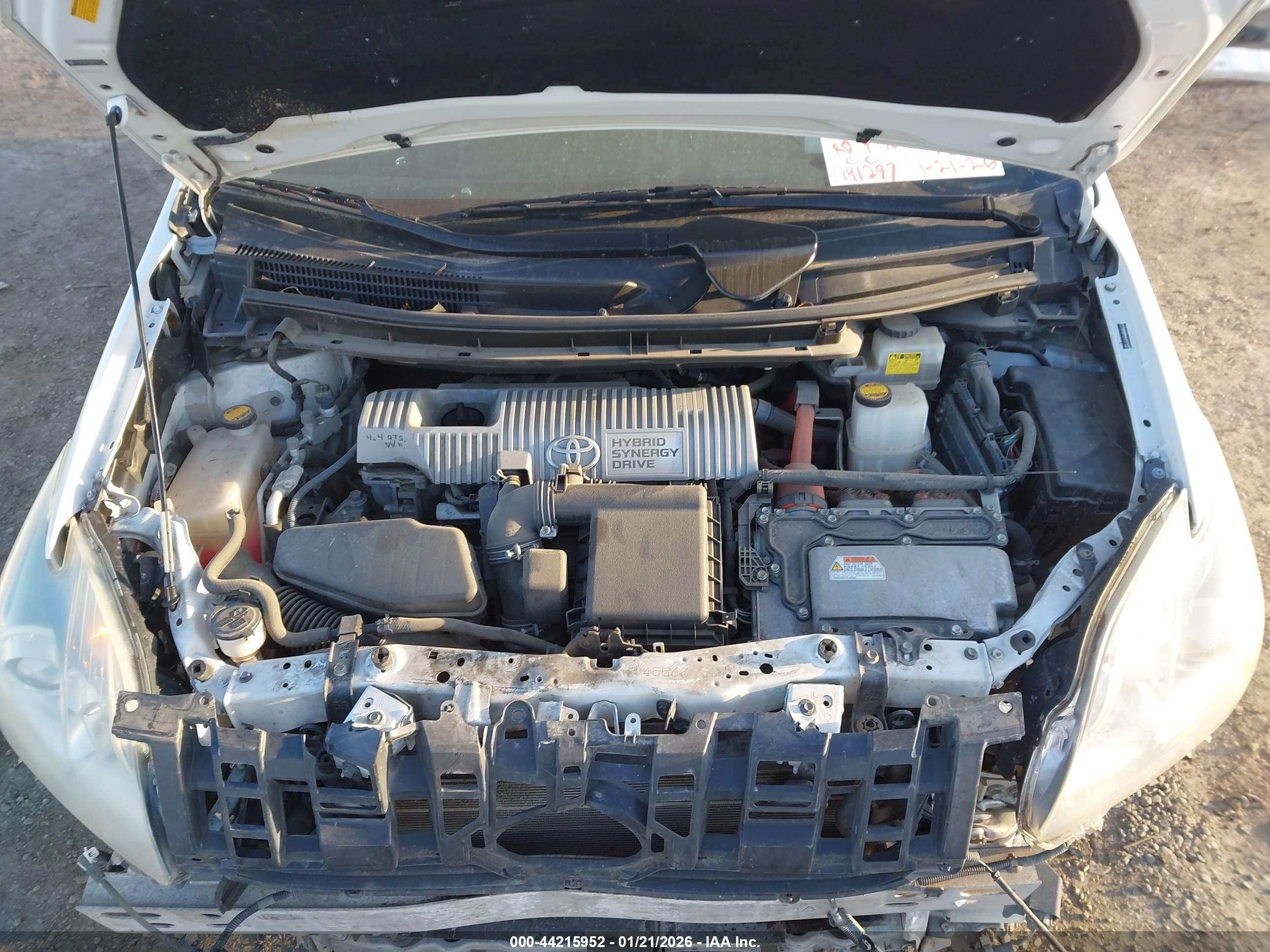 TOYOTA PRIUS image 10