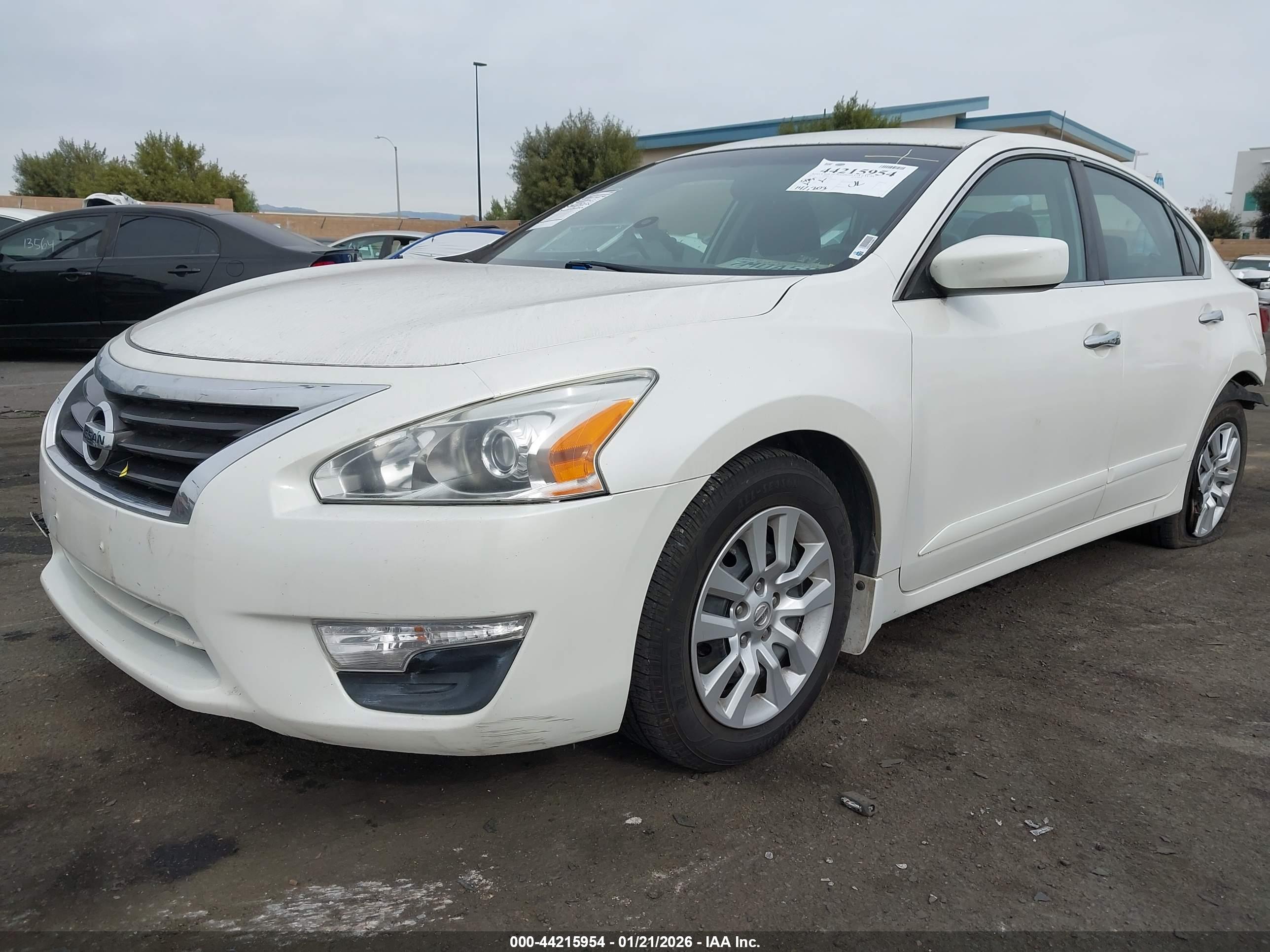 NISSAN ALTIMA image 2