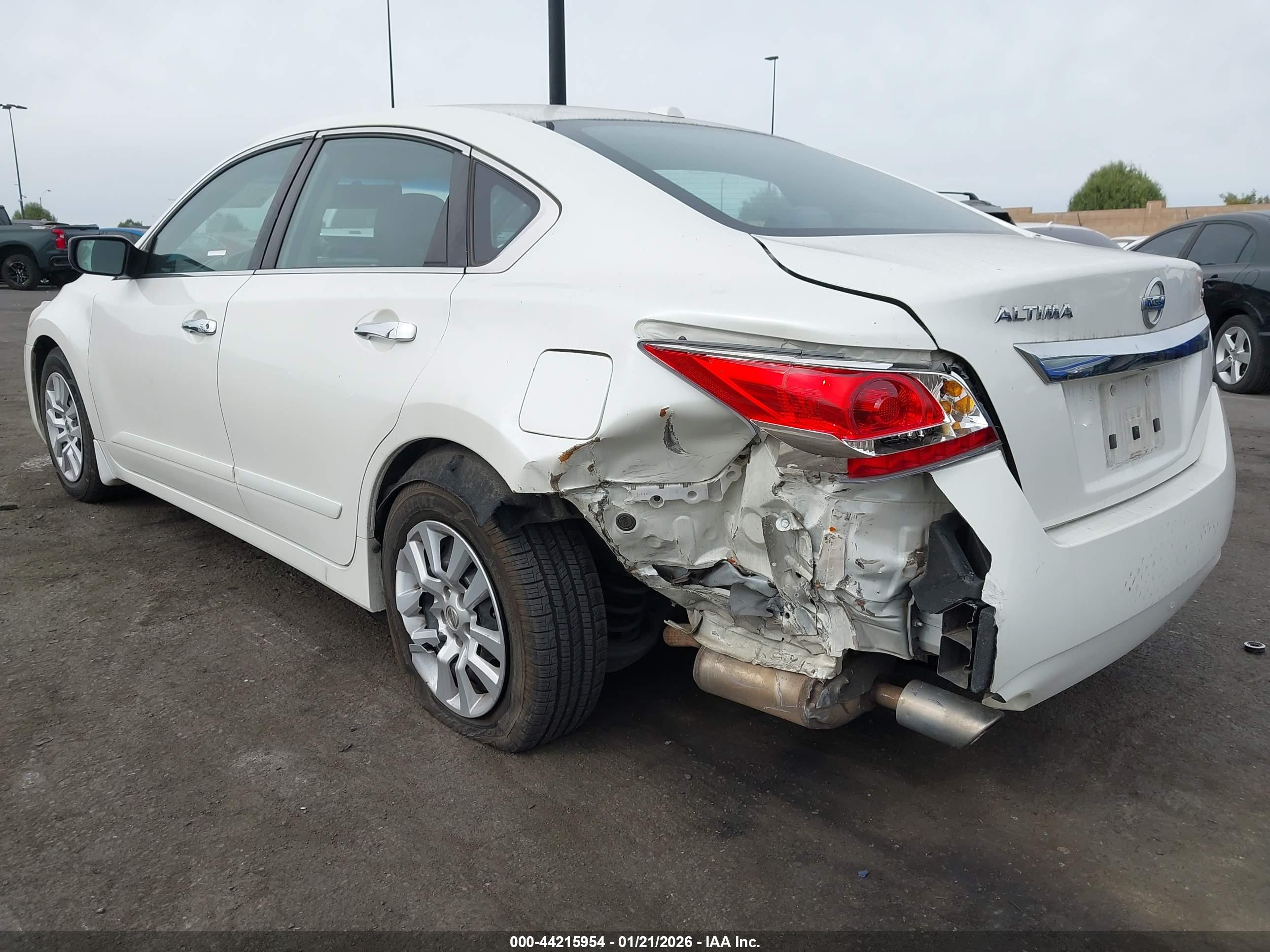 NISSAN ALTIMA image 3