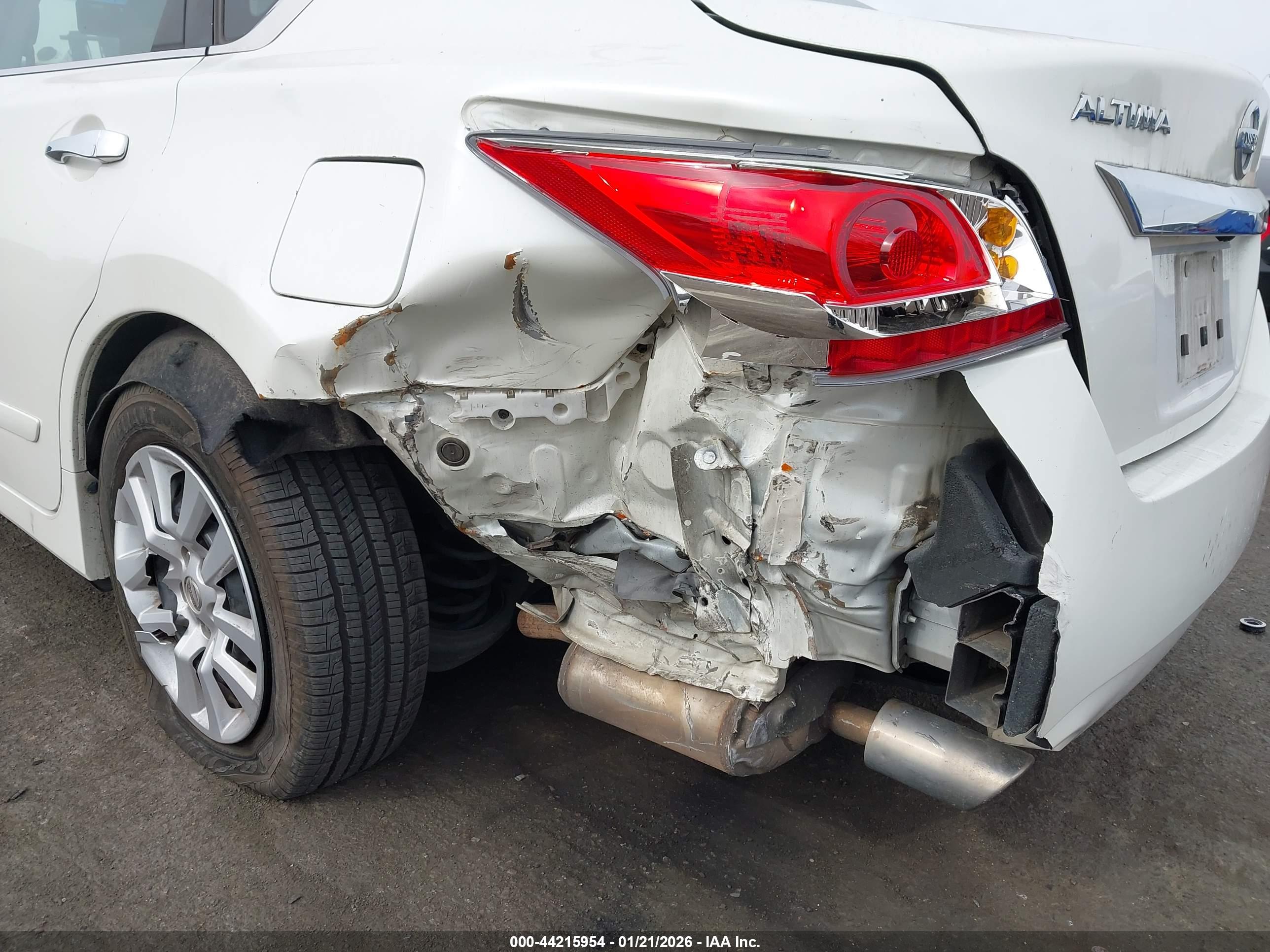 NISSAN ALTIMA image 6