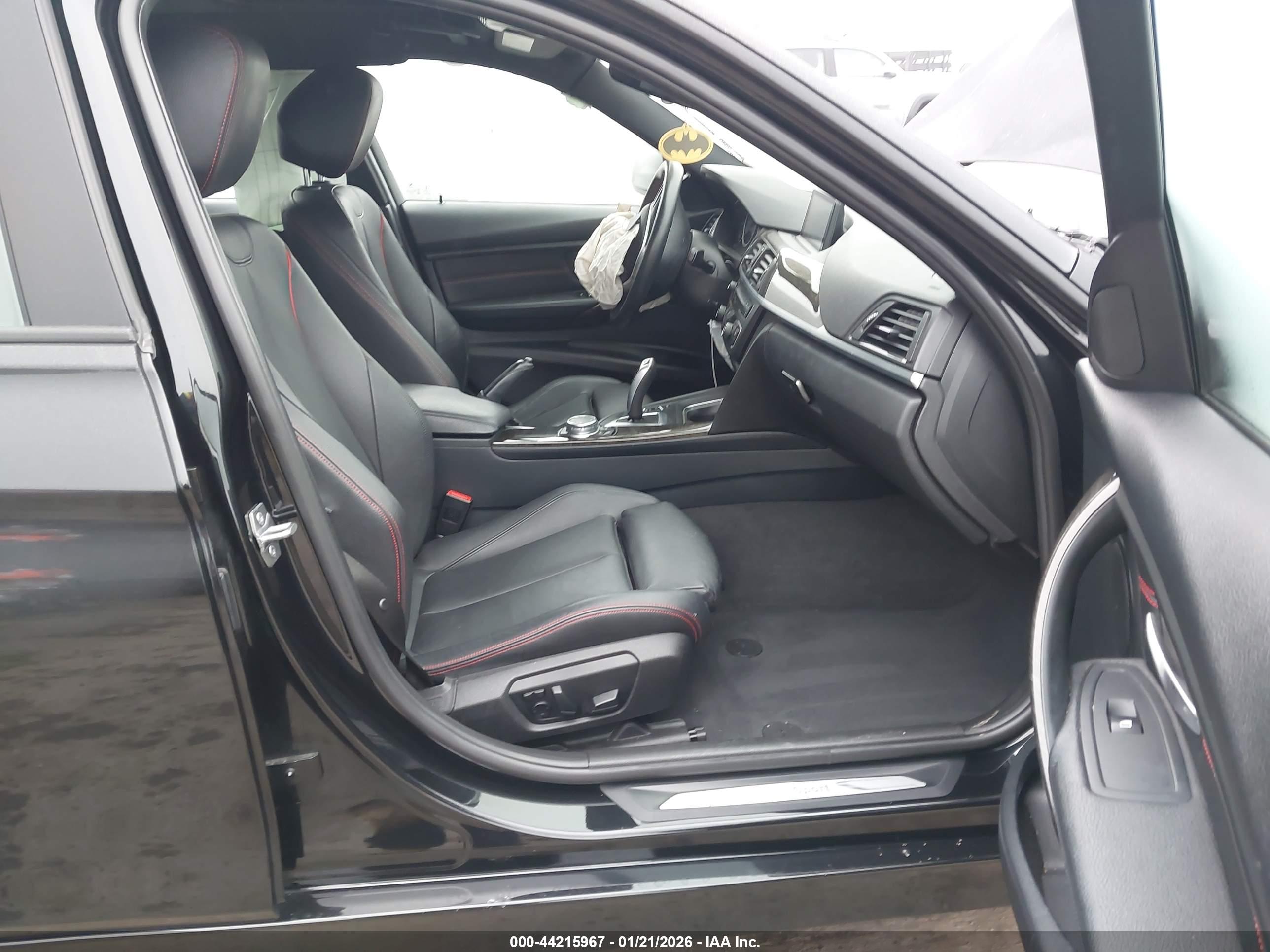 BMW 328I image 5
