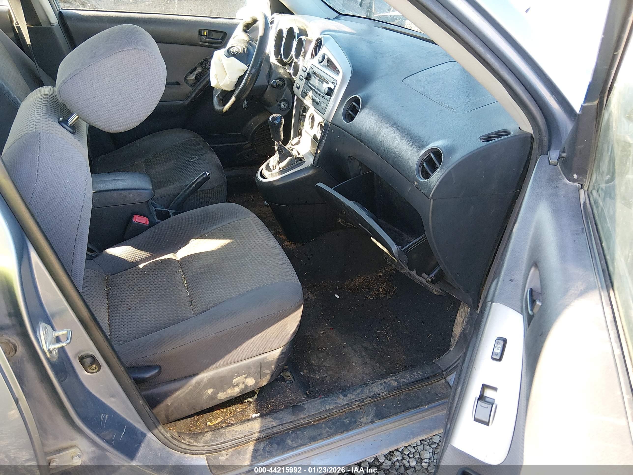 TOYOTA MATRIX image 5