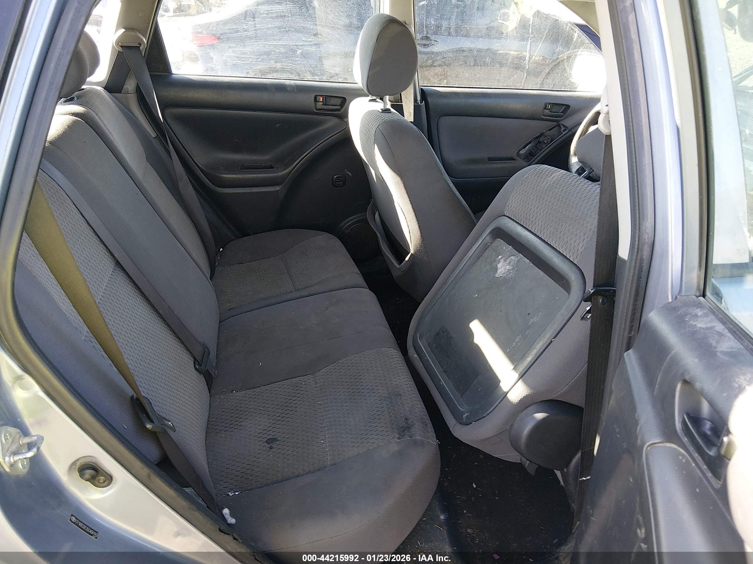 TOYOTA MATRIX image 8