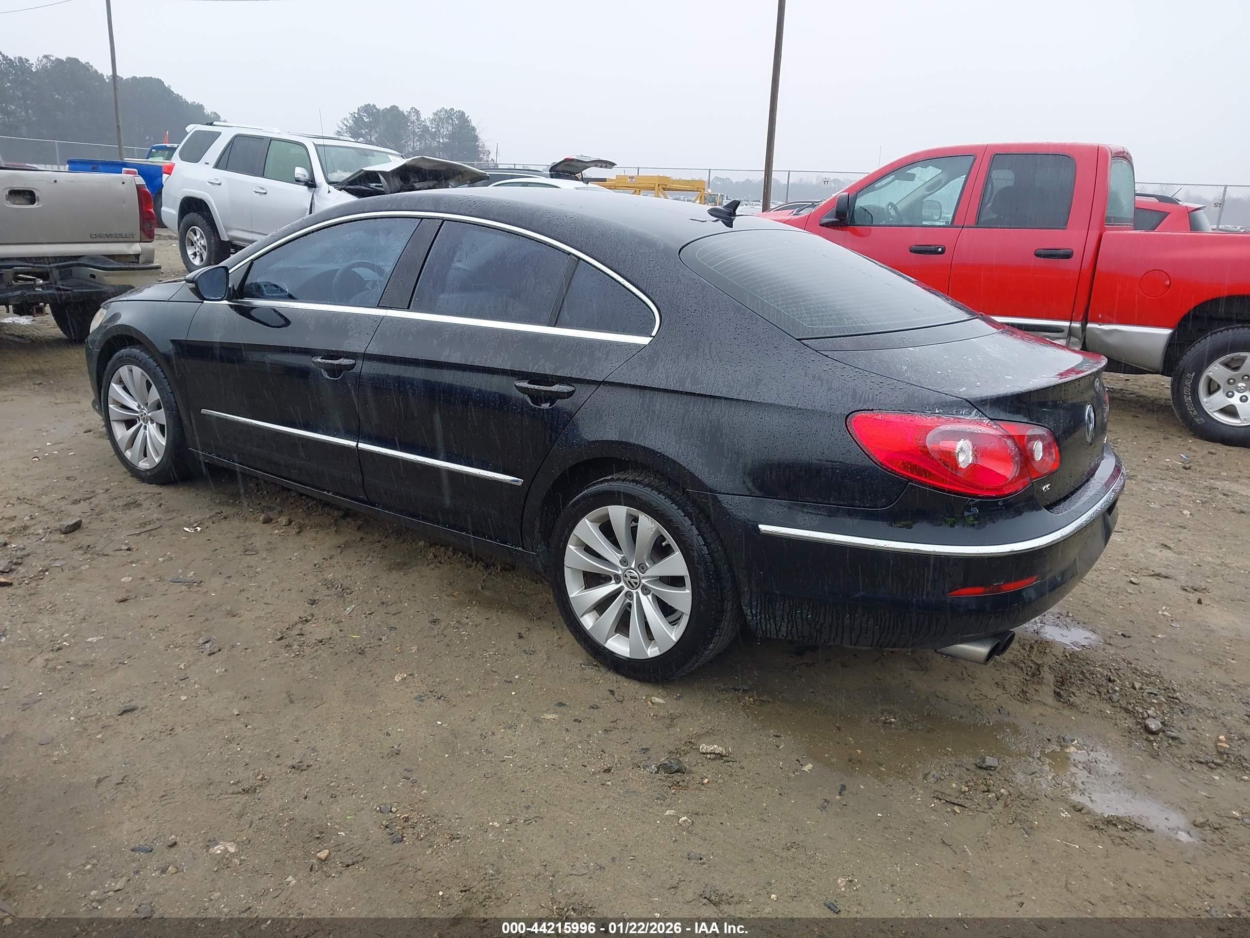 VOLKSWAGEN CC image 3
