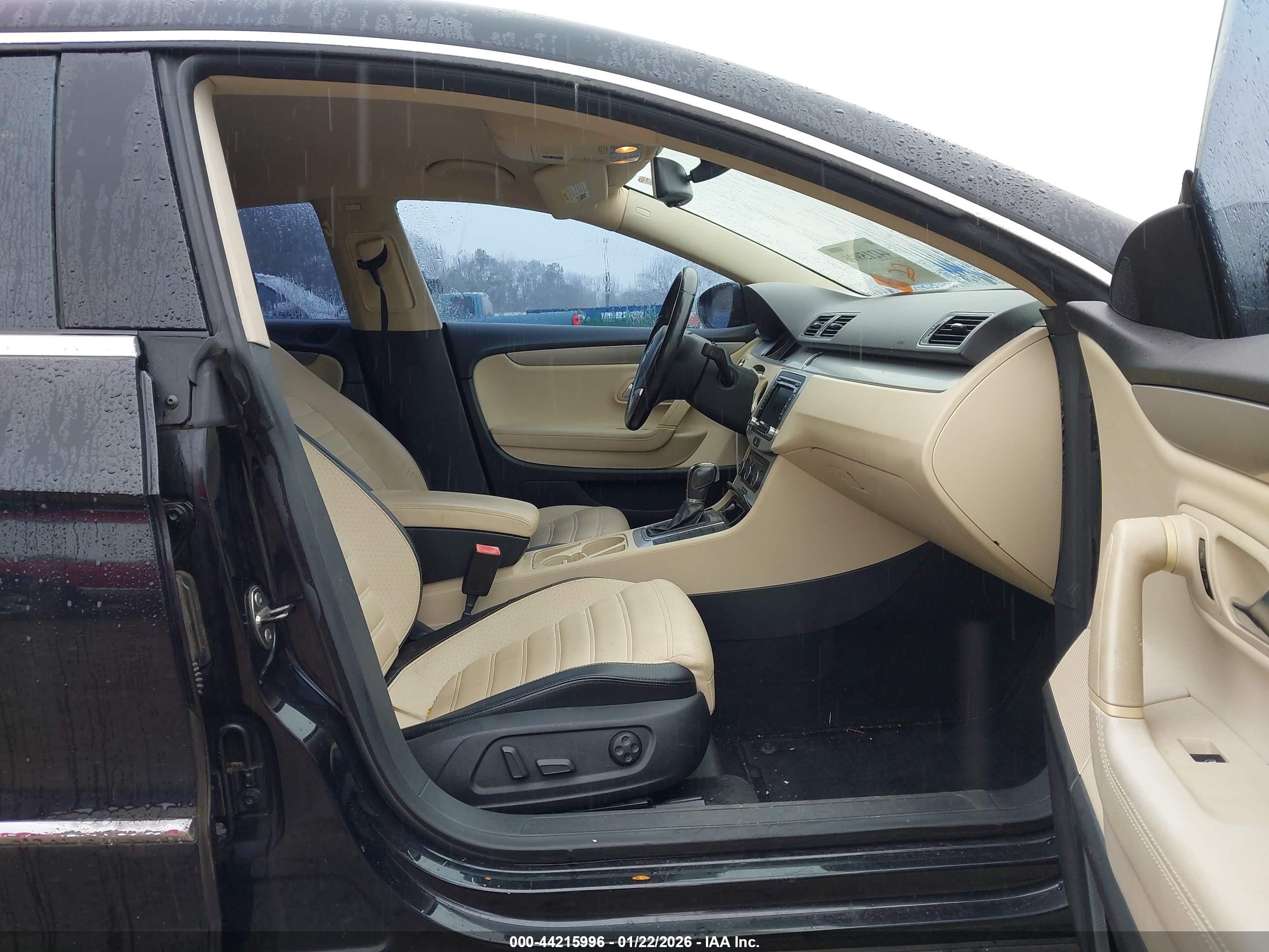 VOLKSWAGEN CC image 5