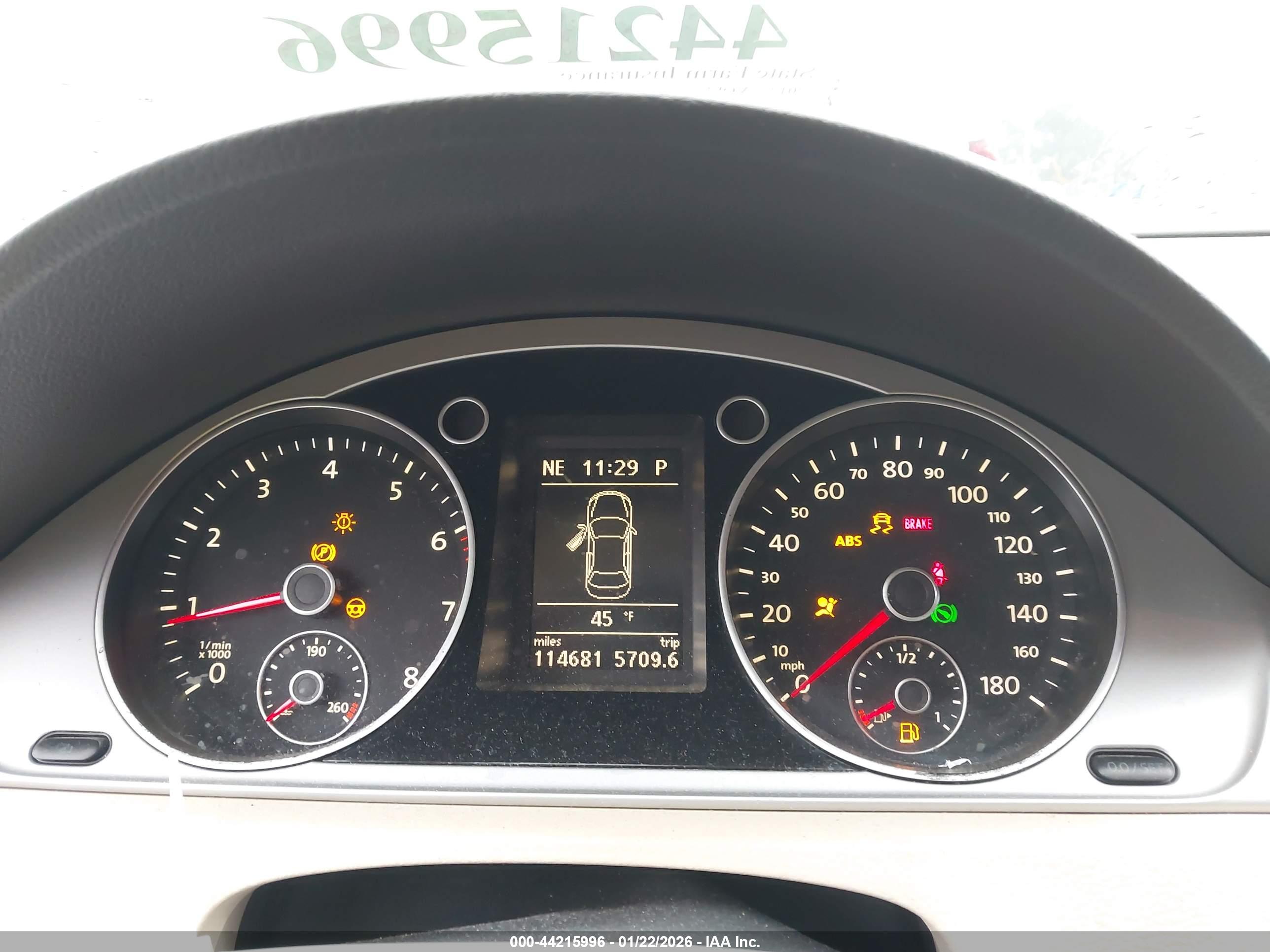 VOLKSWAGEN CC image 7