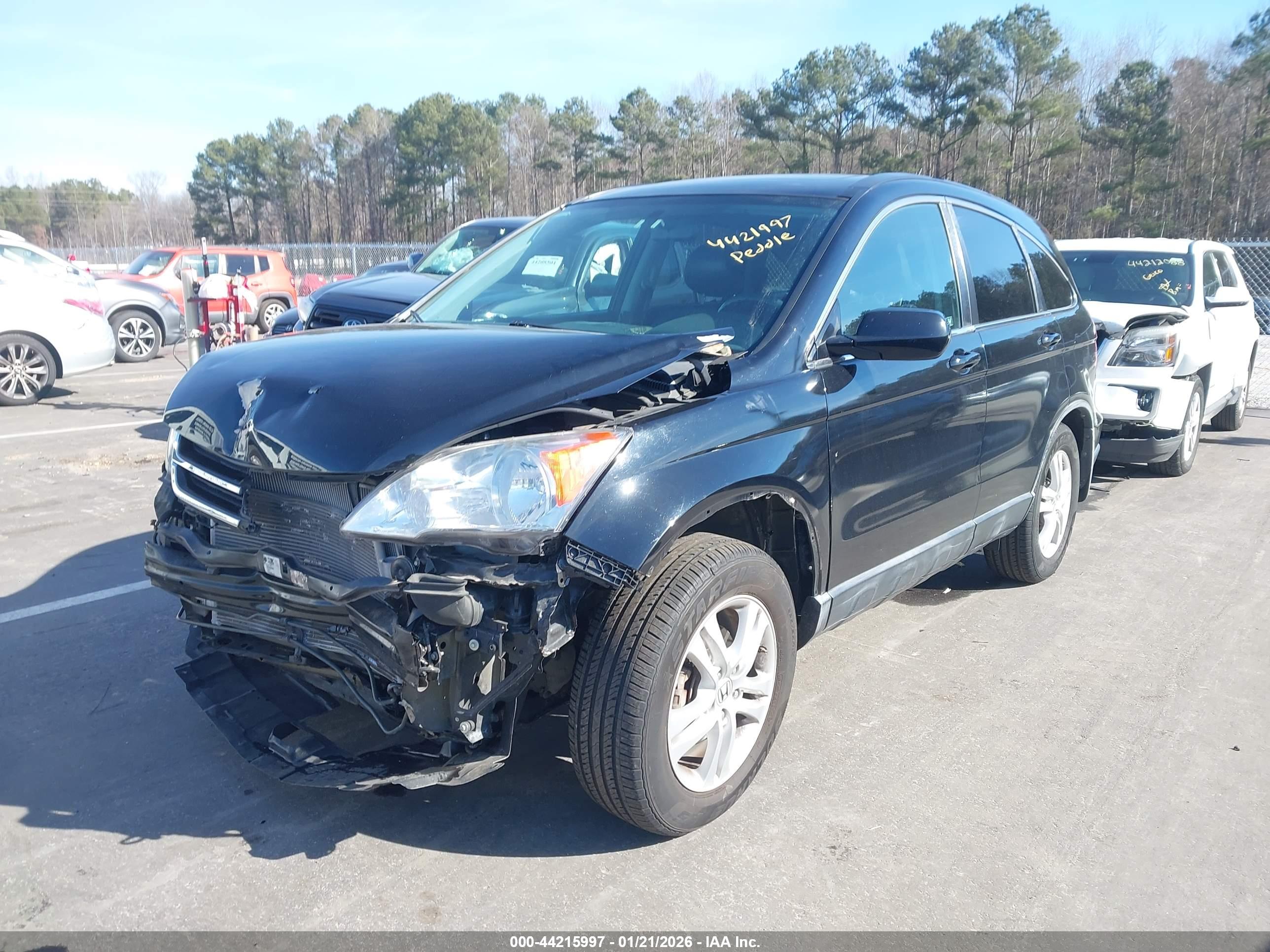 HONDA CR-V image 2