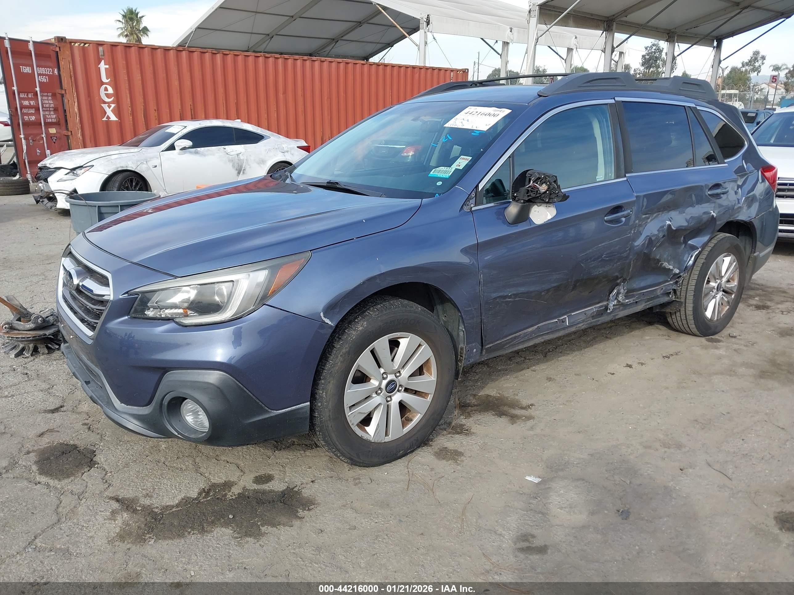 SUBARU OUTBACK image 2