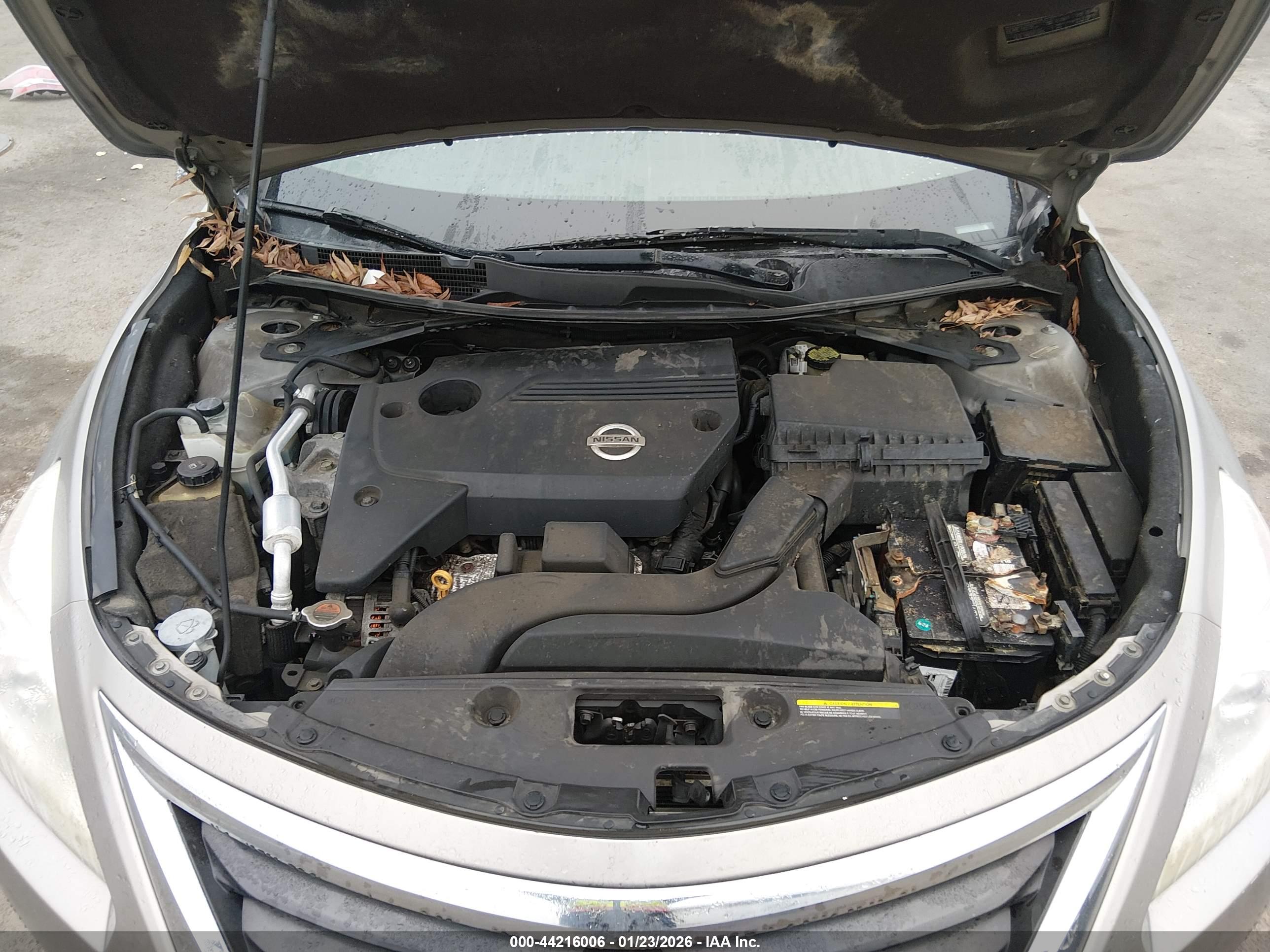 NISSAN ALTIMA image 10