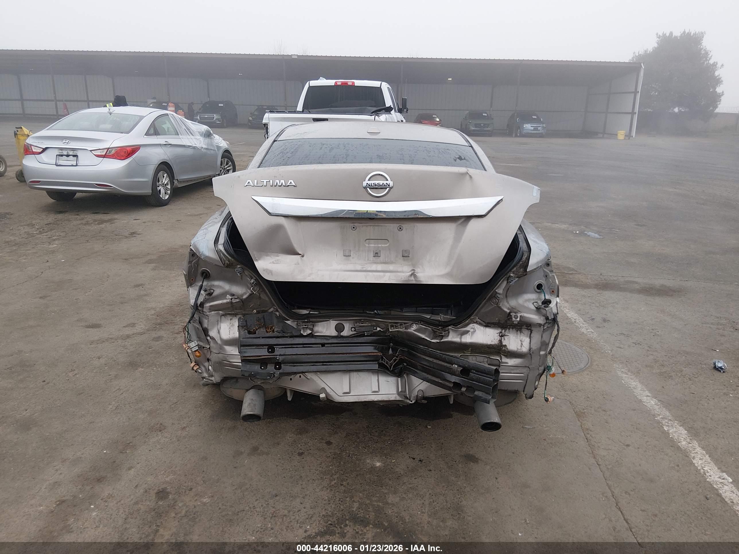 NISSAN ALTIMA image 6