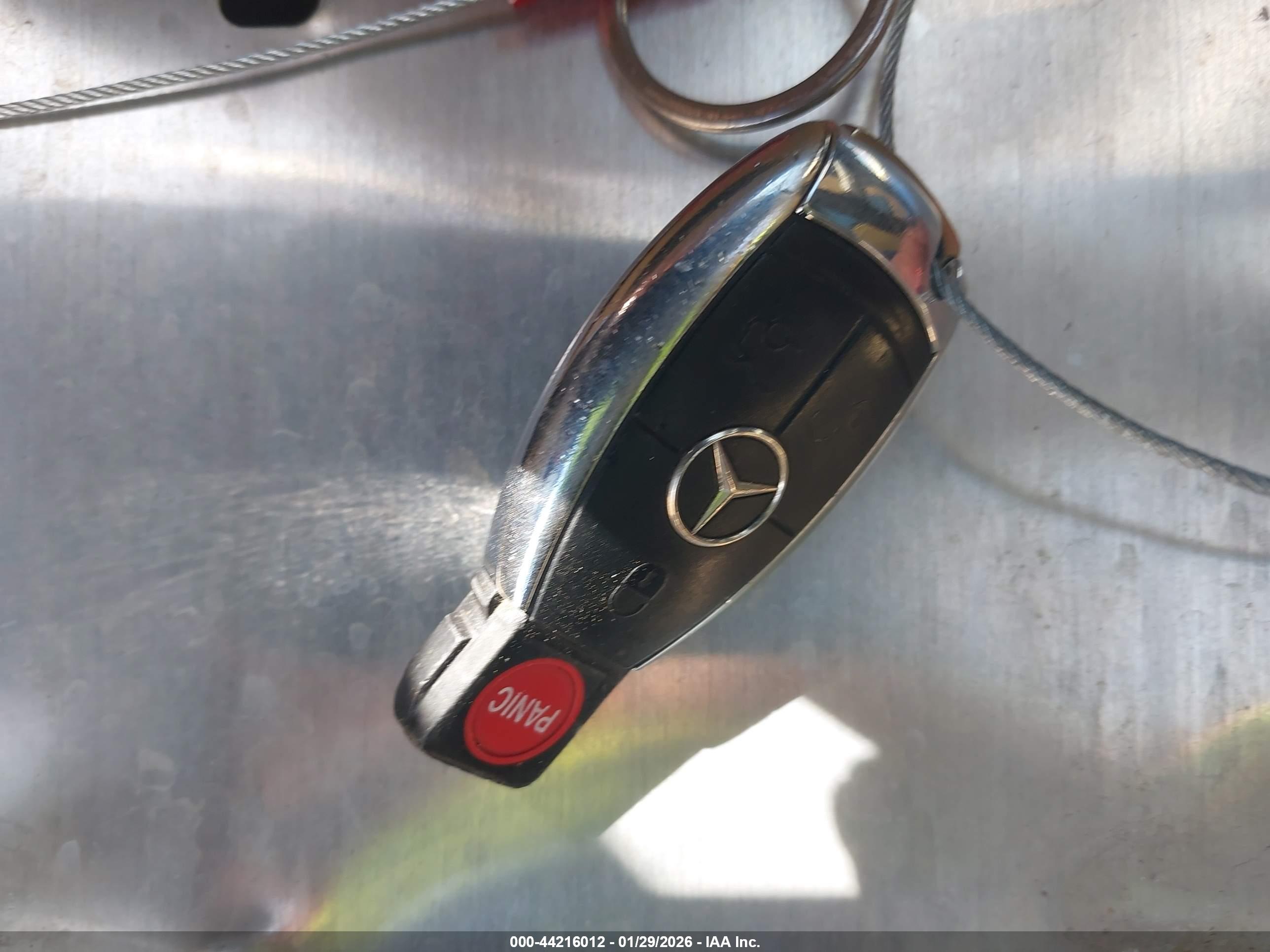 MERCEDES-BENZ C image 11