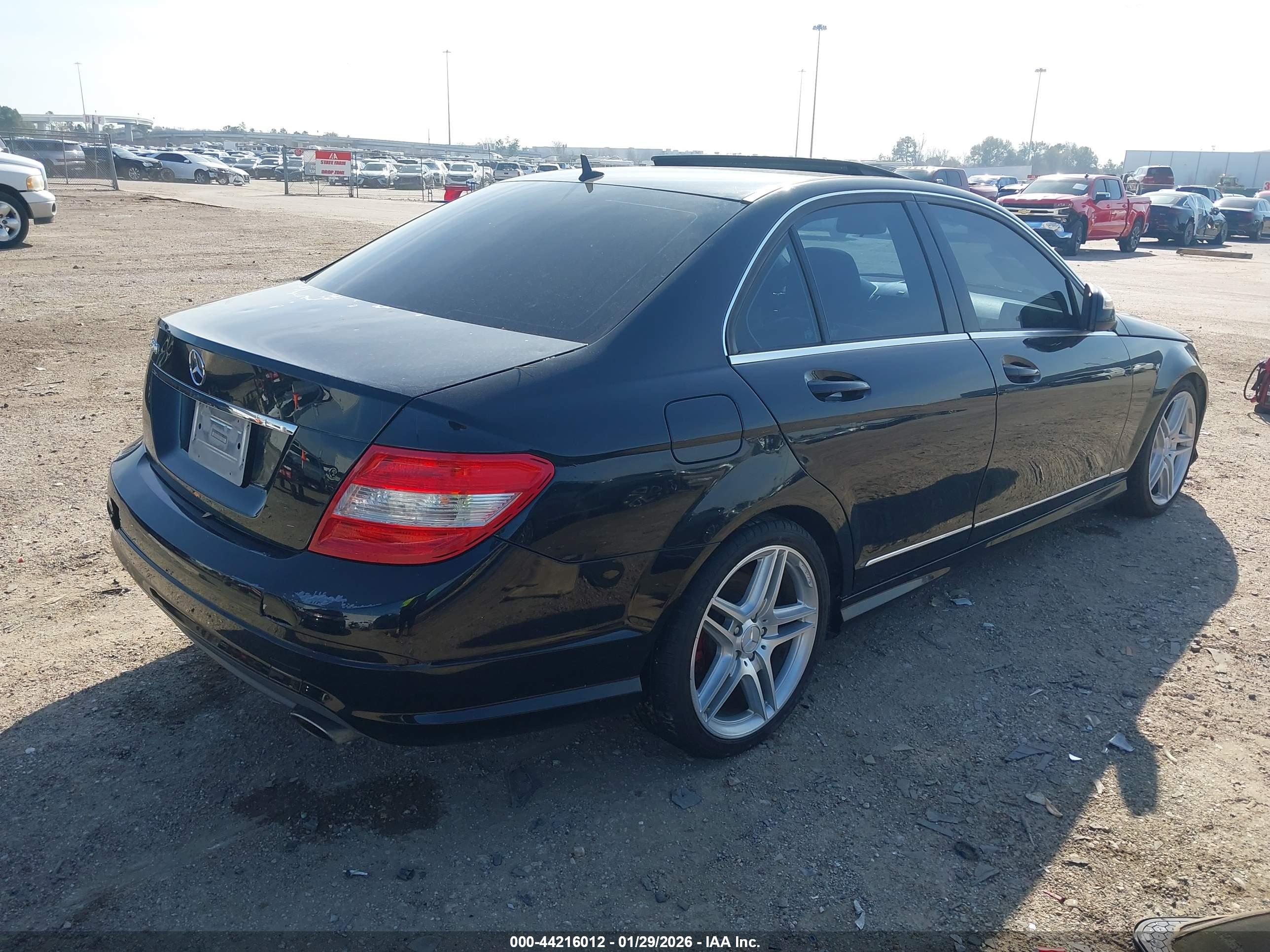 MERCEDES-BENZ C image 4