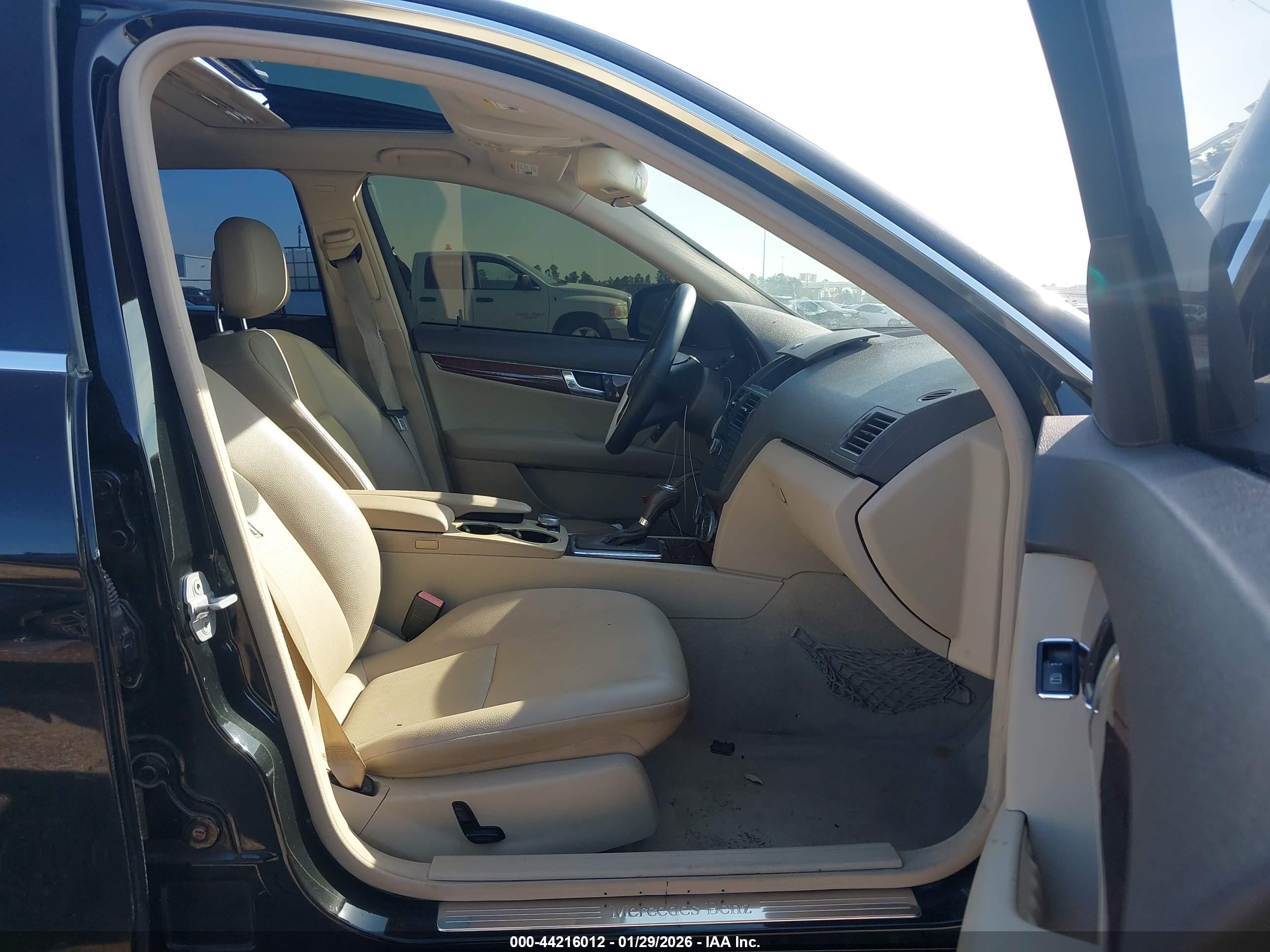 MERCEDES-BENZ C image 5