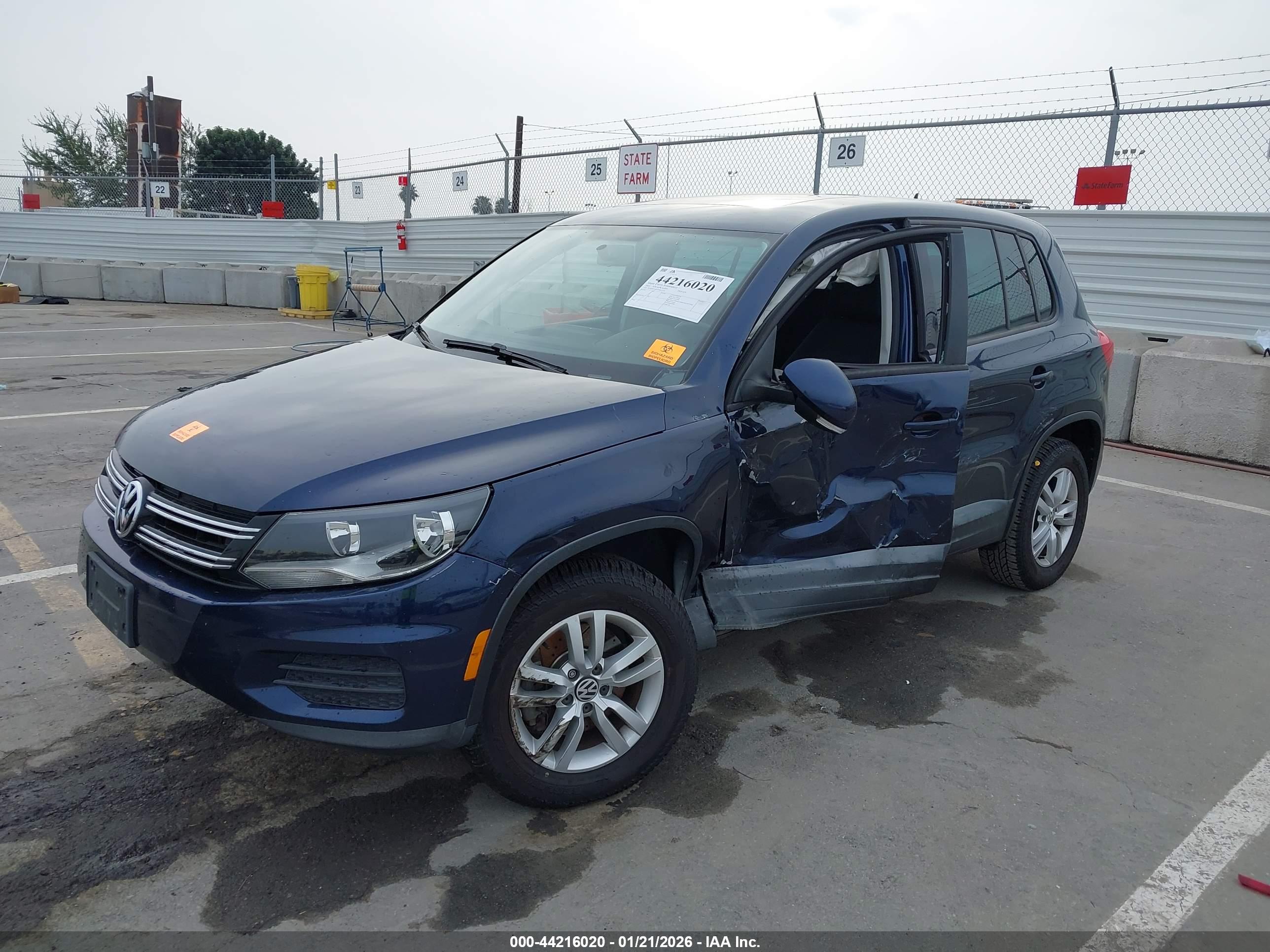 VOLKSWAGEN TIGUAN image 2