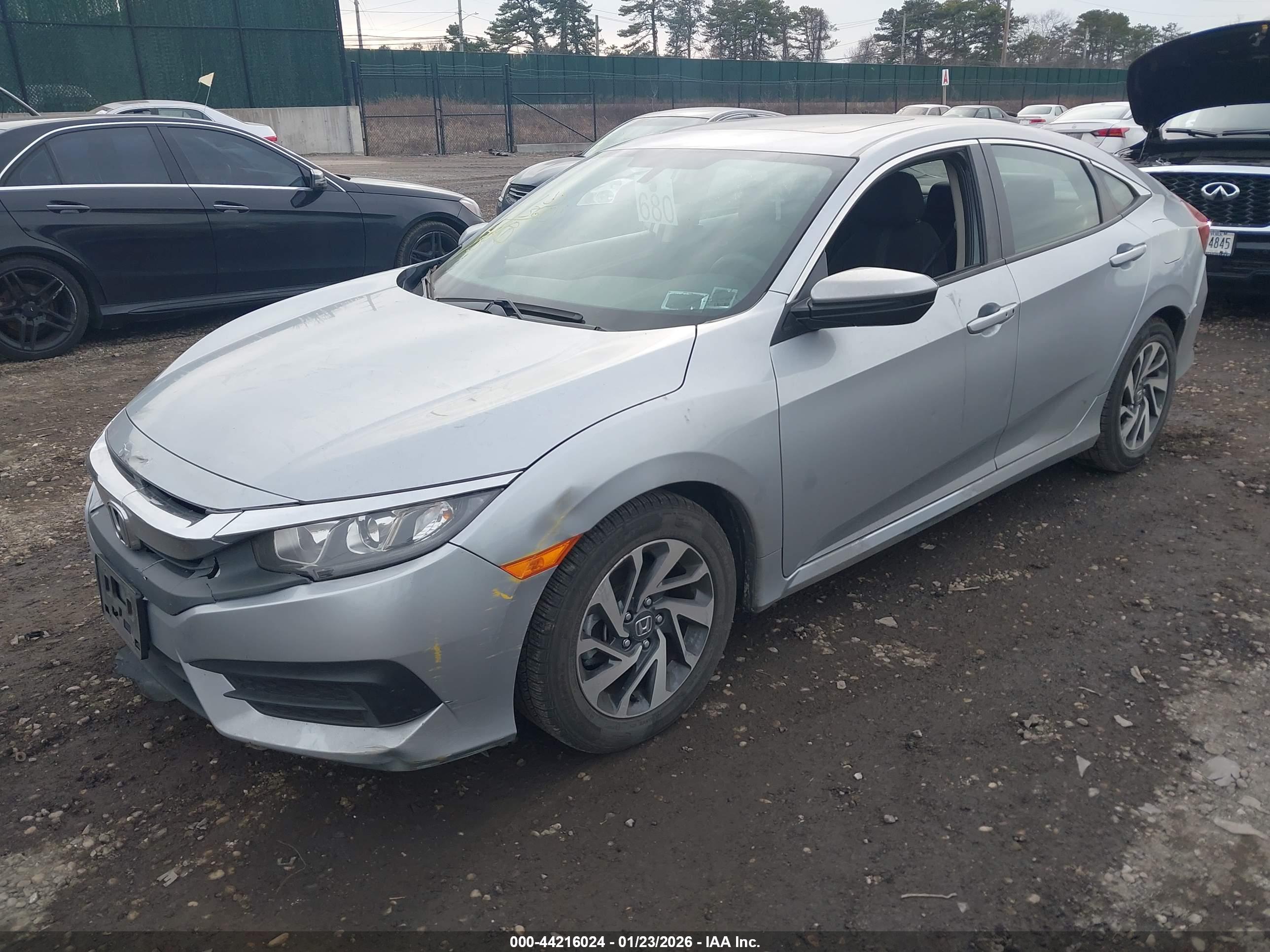 HONDA CIVIC image 2