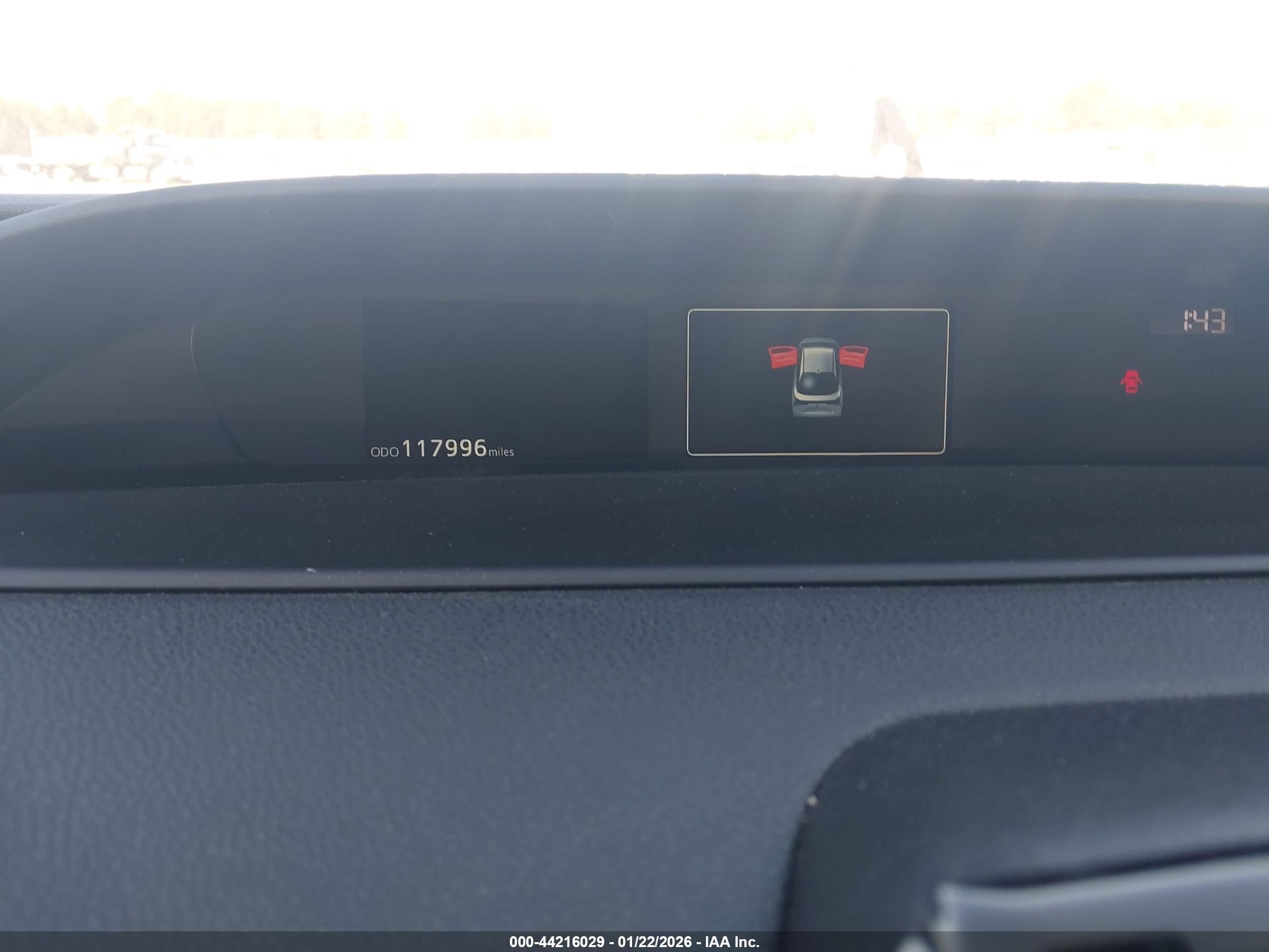 TOYOTA PRIUS image 7