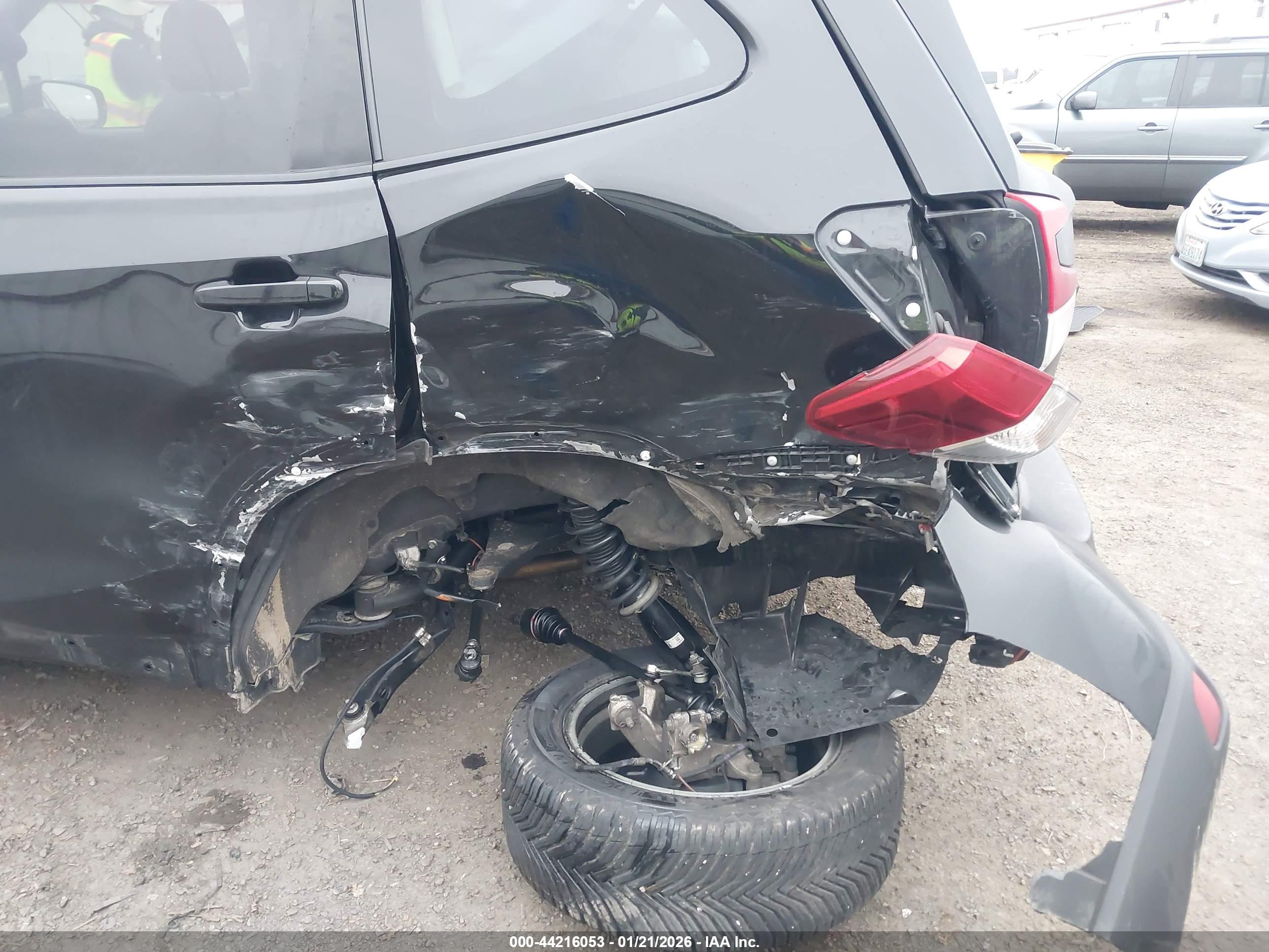SUBARU FORESTER image 6