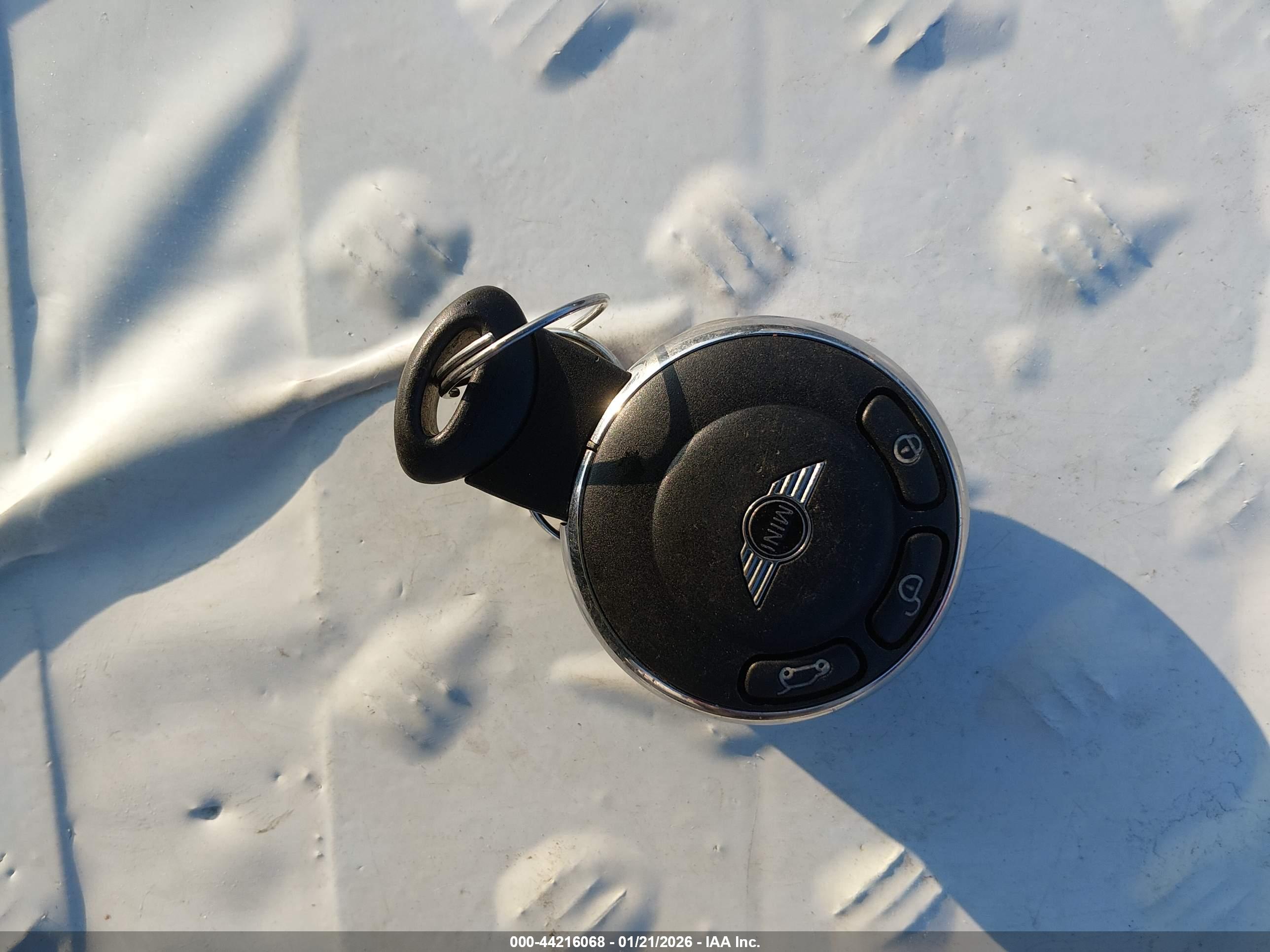 MINI COUNTRYMAN image 11