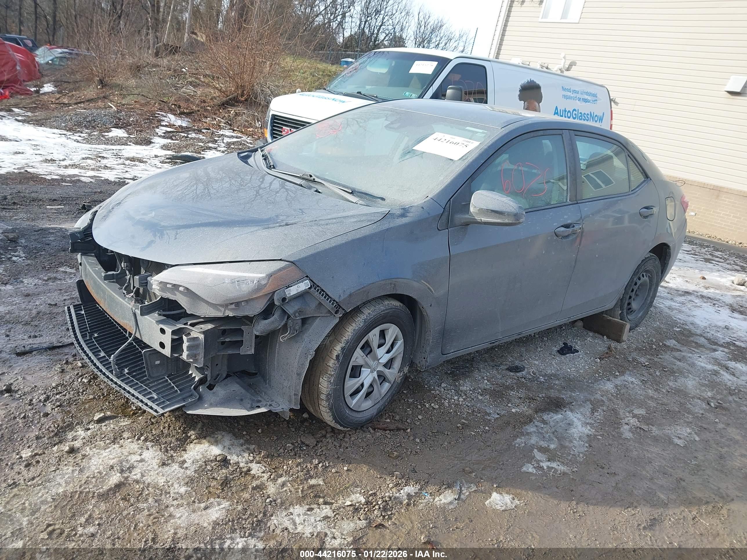 TOYOTA COROLLA image 2
