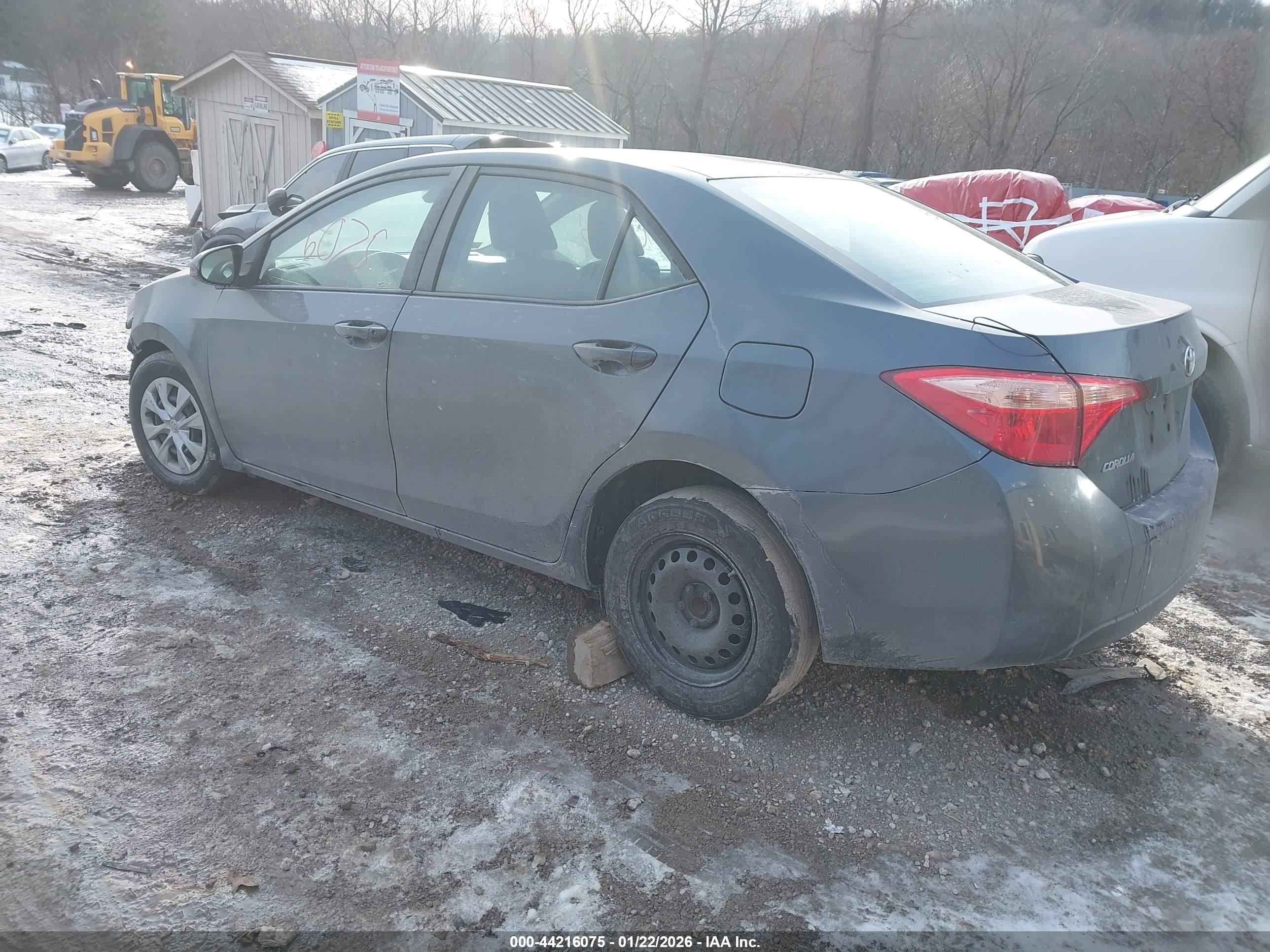 TOYOTA COROLLA image 3