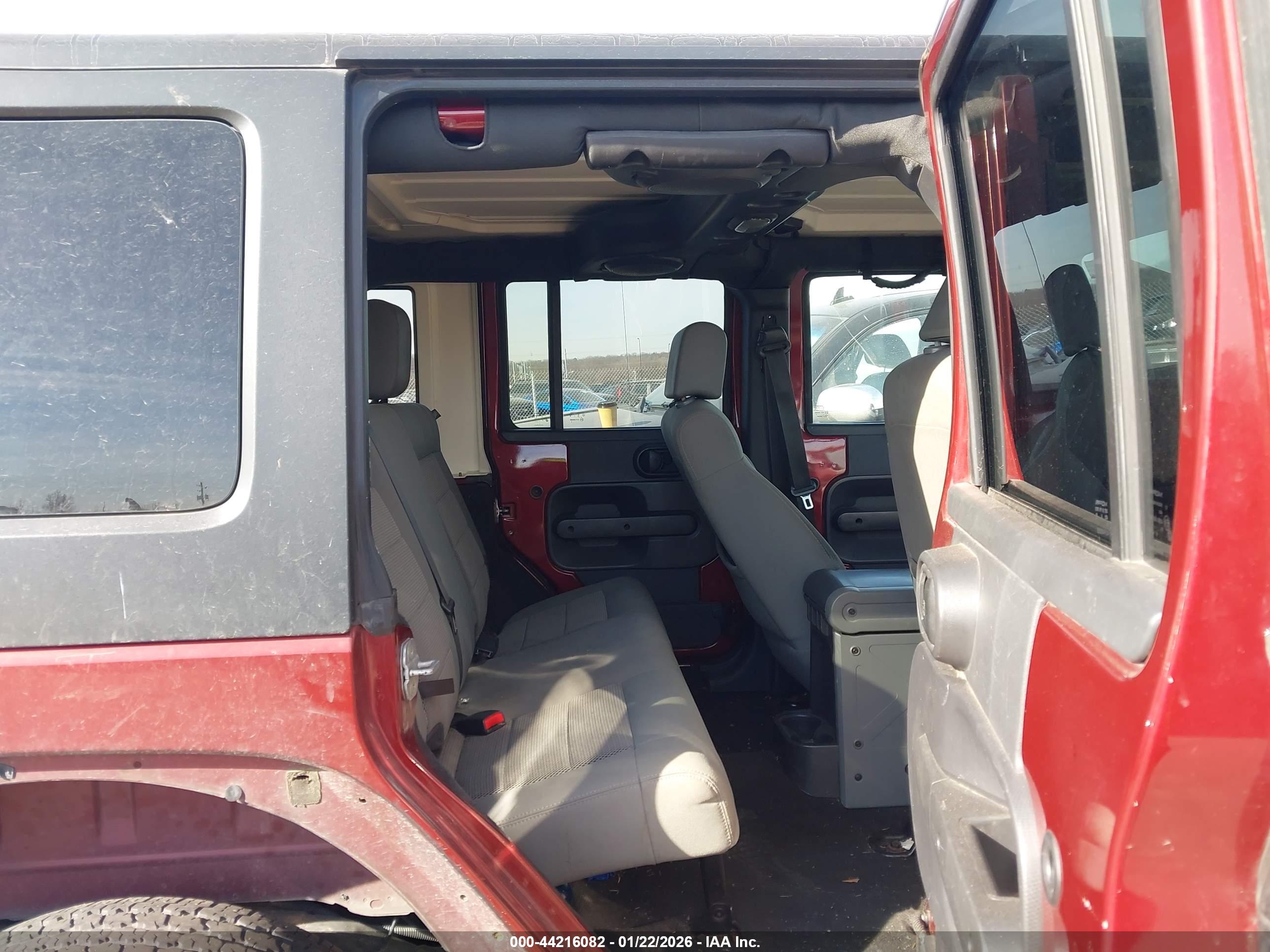JEEP WRANGLER image 8