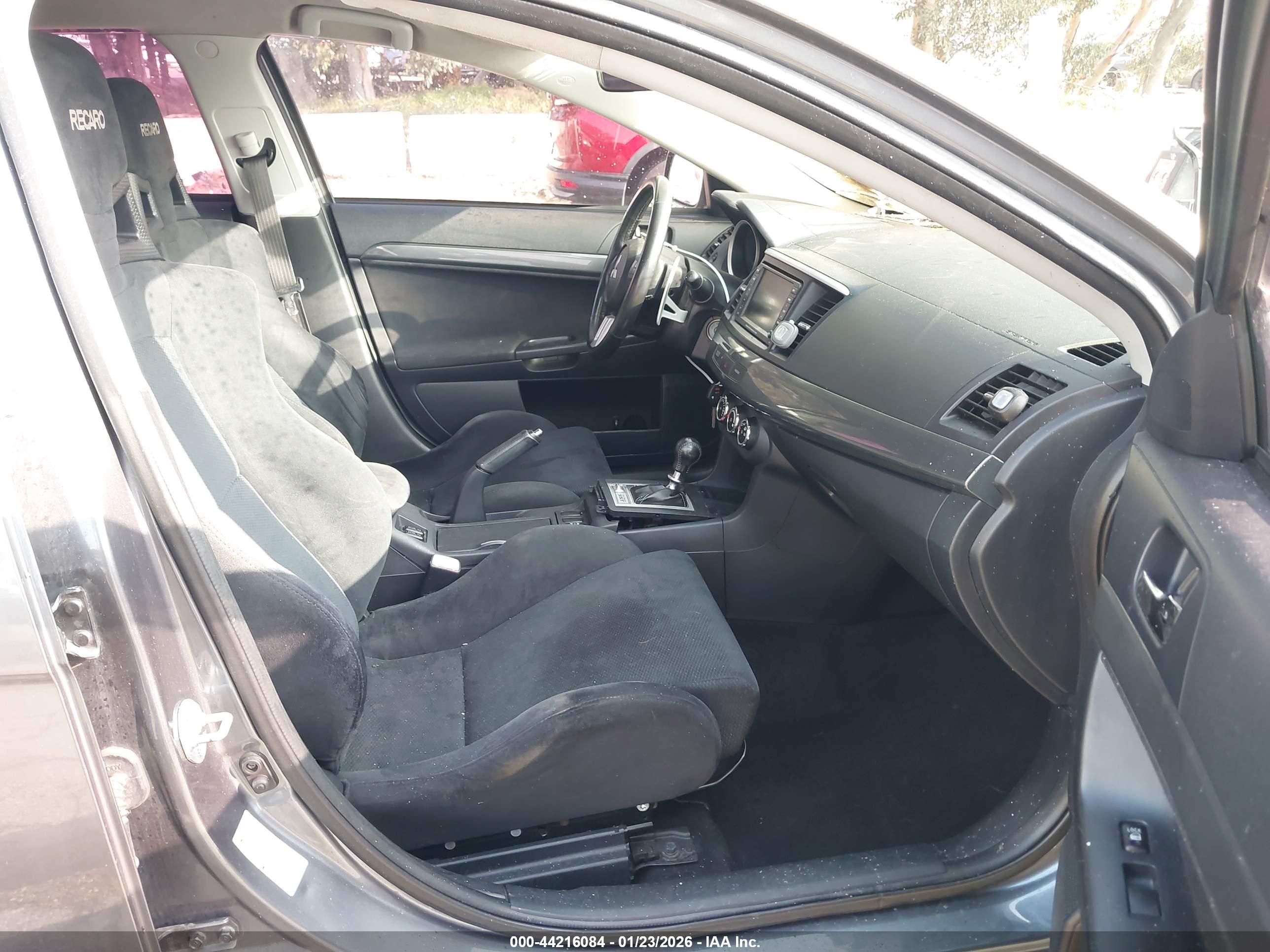 MITSUBISHI LANCER image 5
