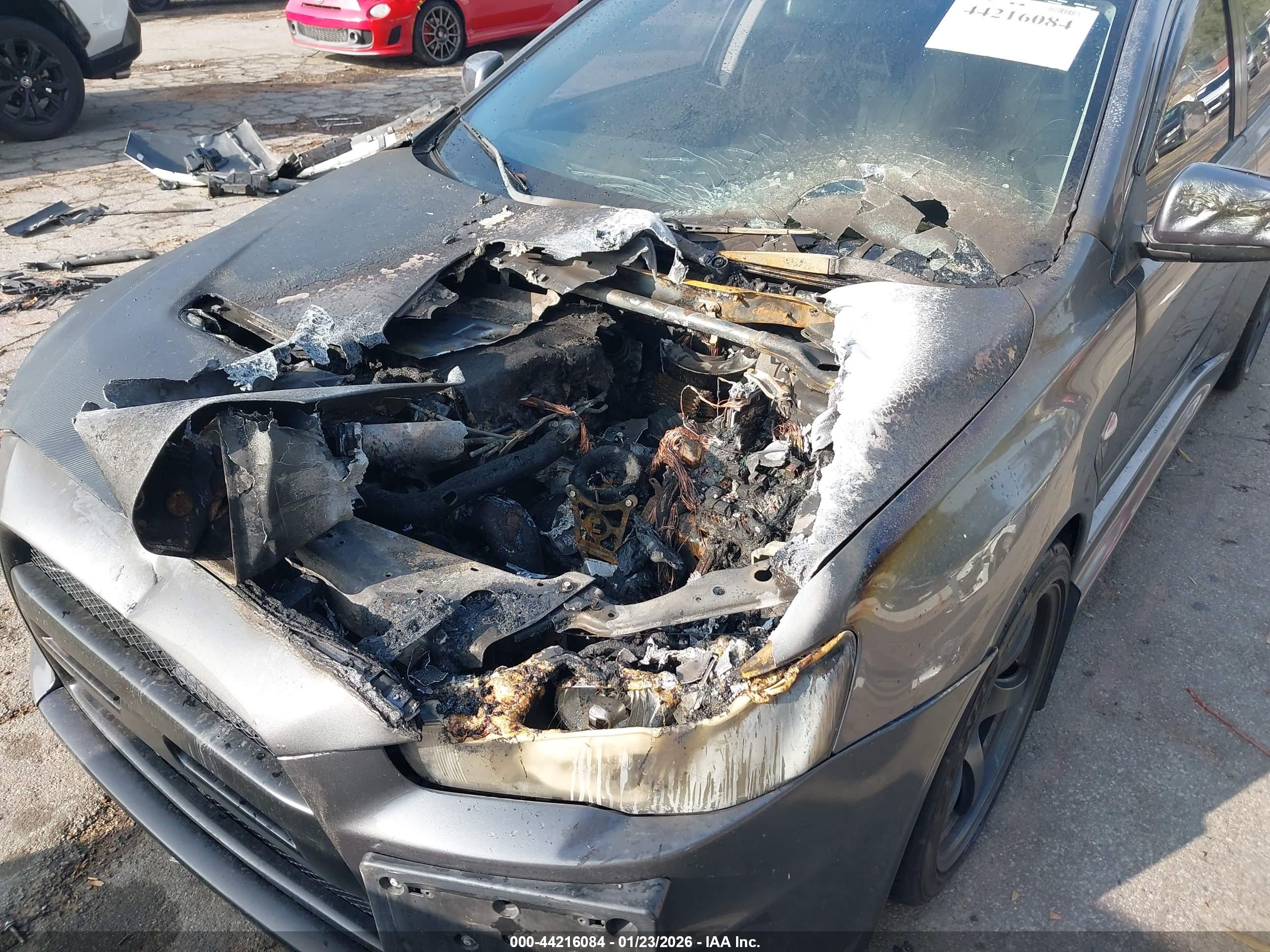 MITSUBISHI LANCER image 6