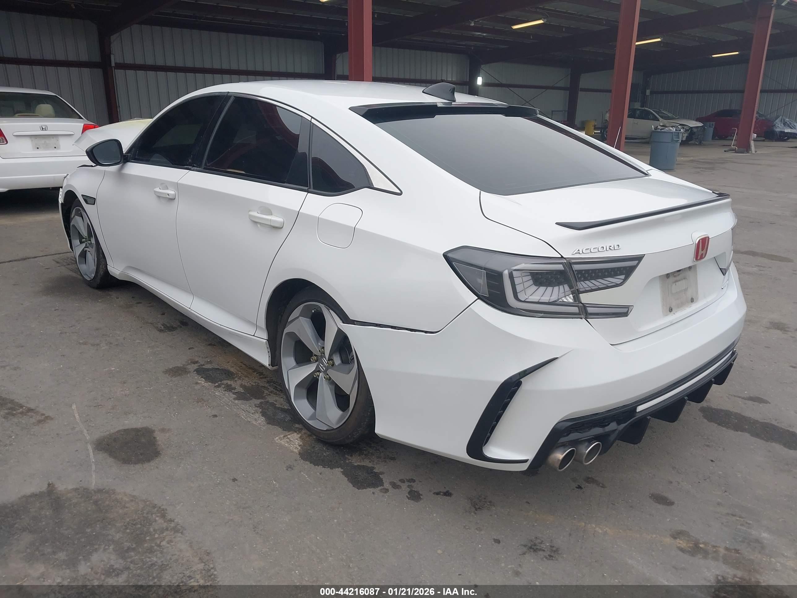 HONDA ACCORD image 3