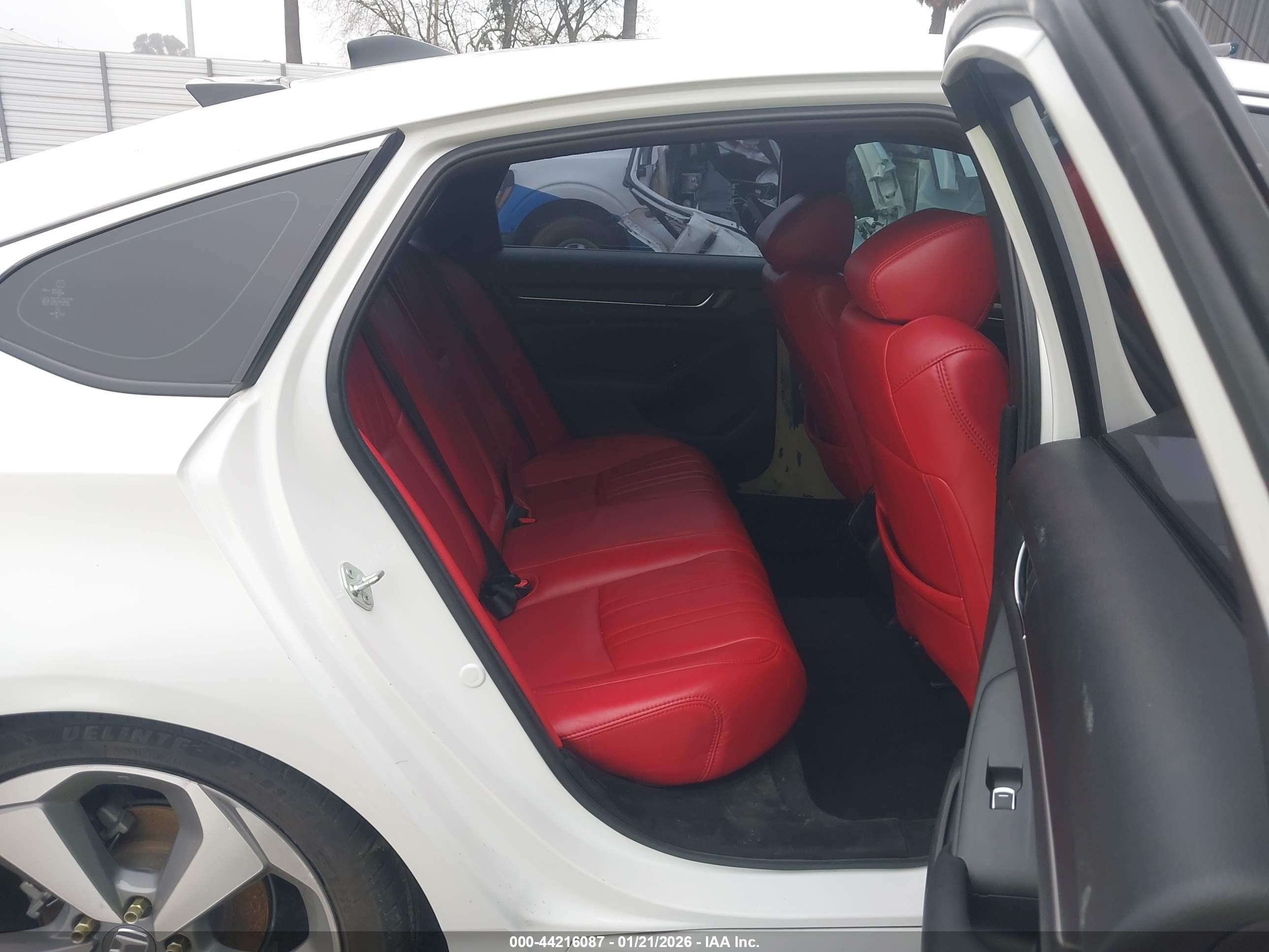 HONDA ACCORD image 8