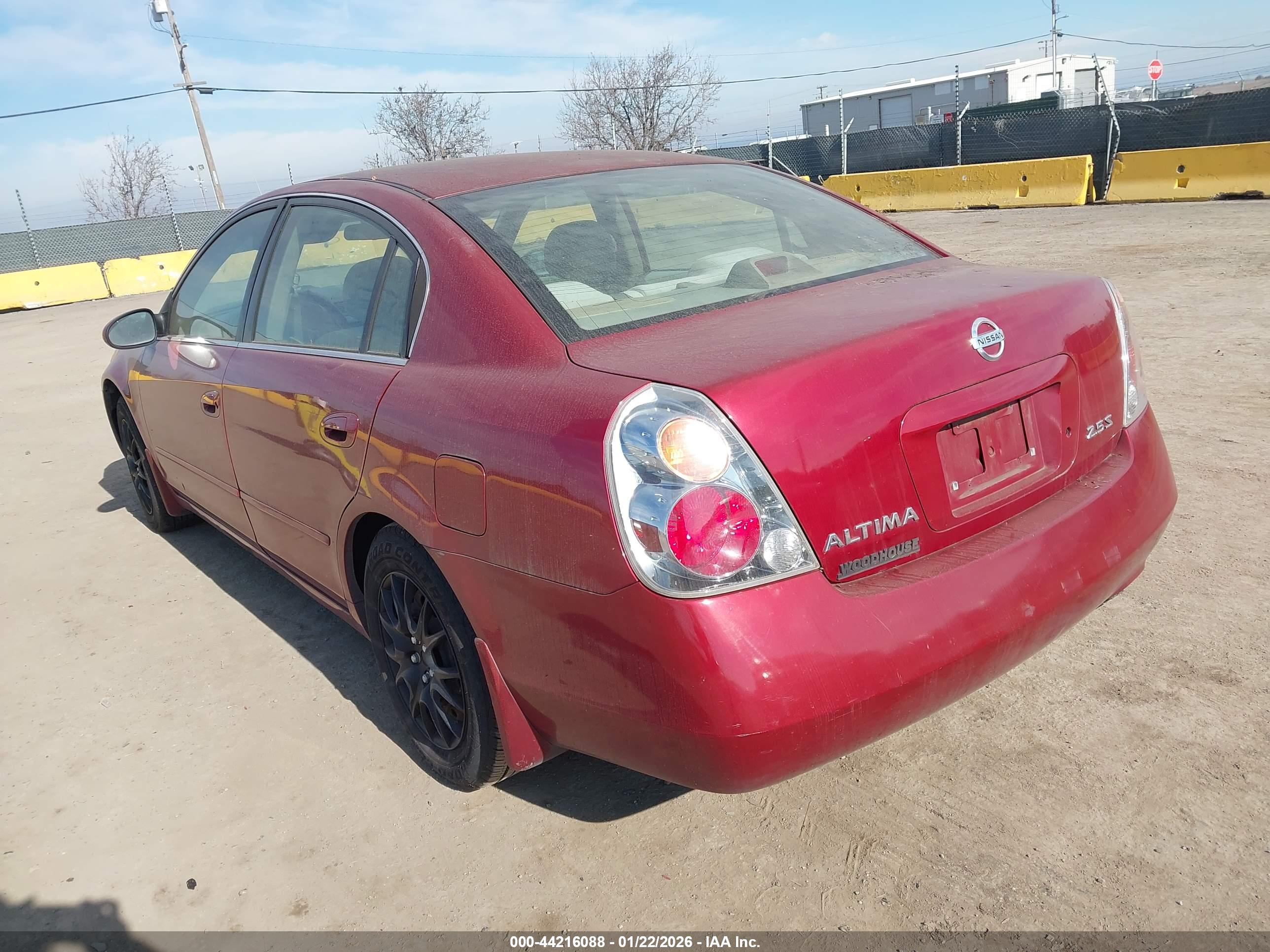 NISSAN ALTIMA image 3